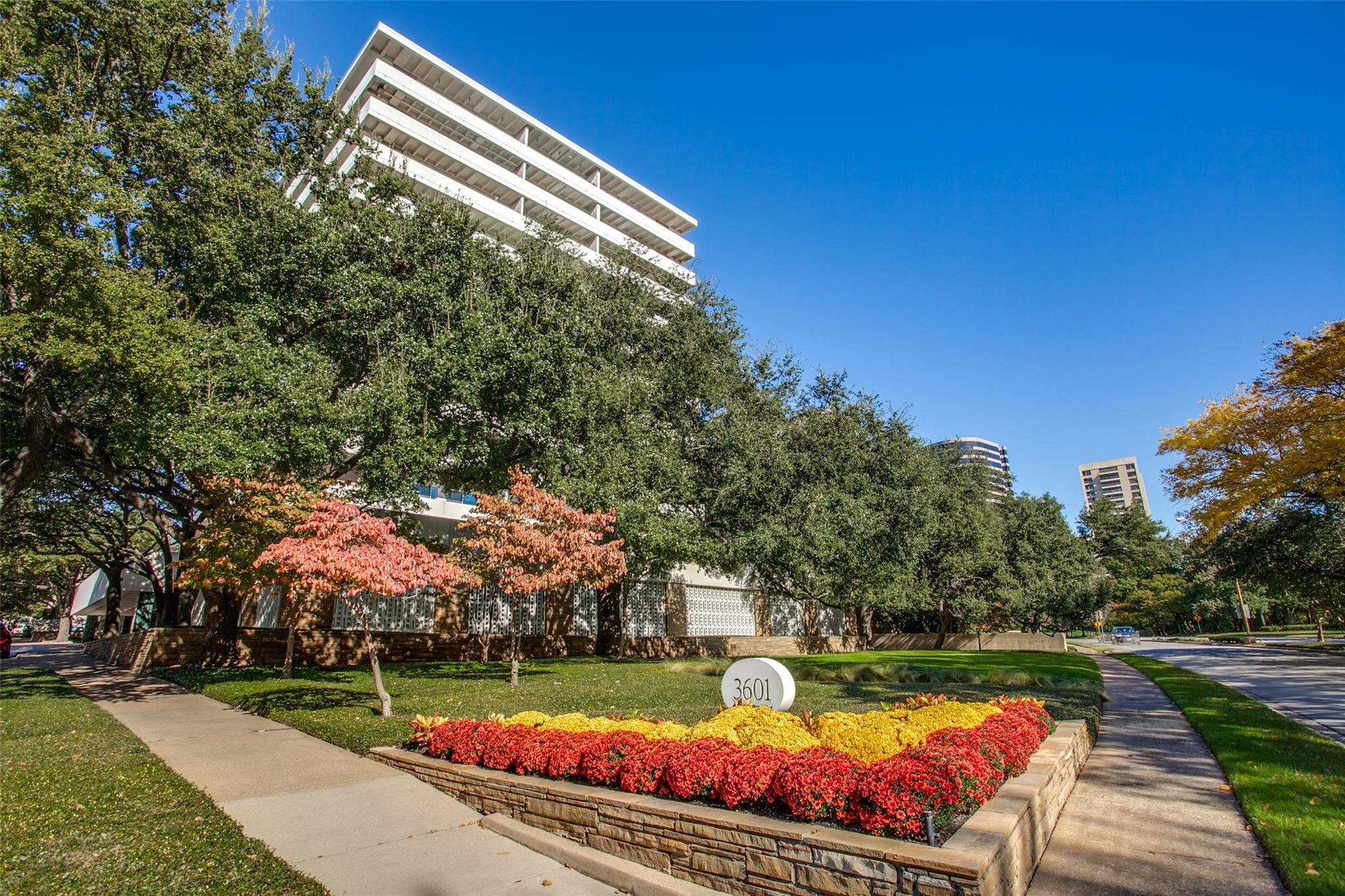 3601 Turtle Creek Boulevard 501