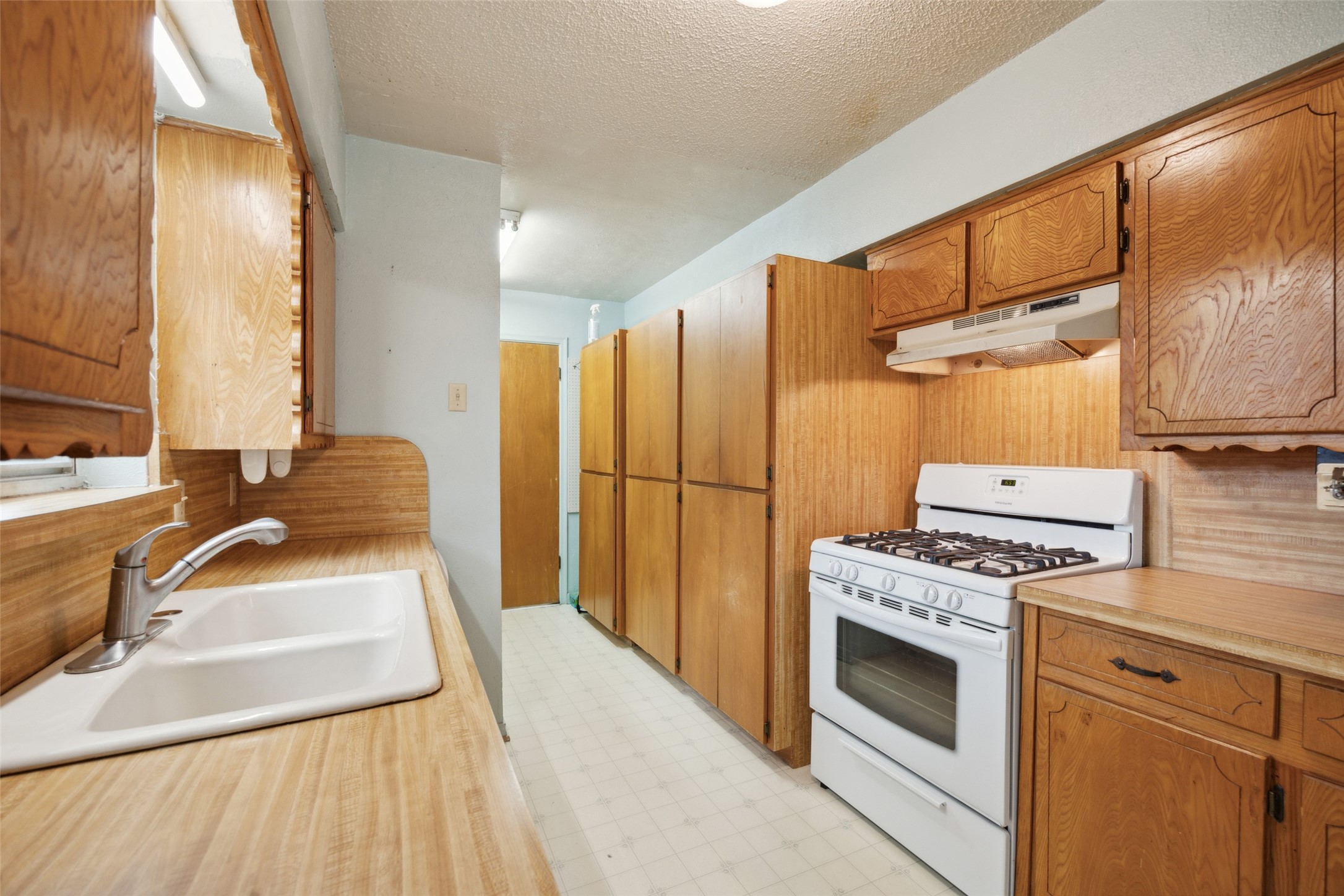 6225 N Jim Miller Road