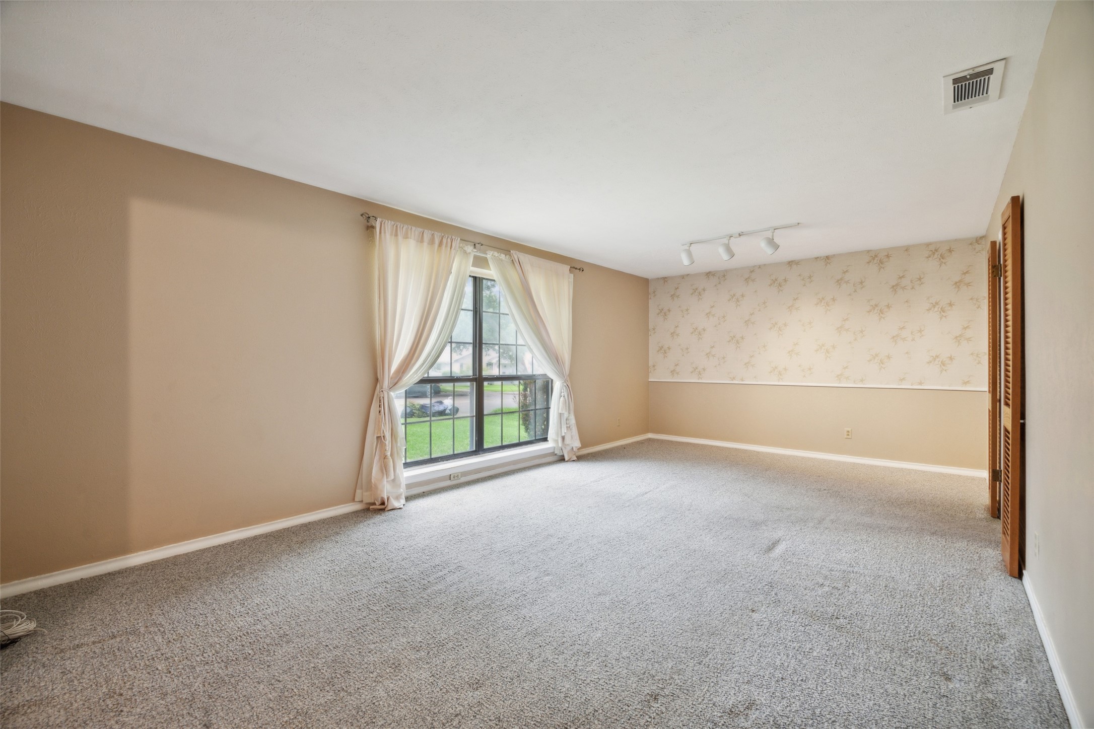 6225 N Jim Miller Road