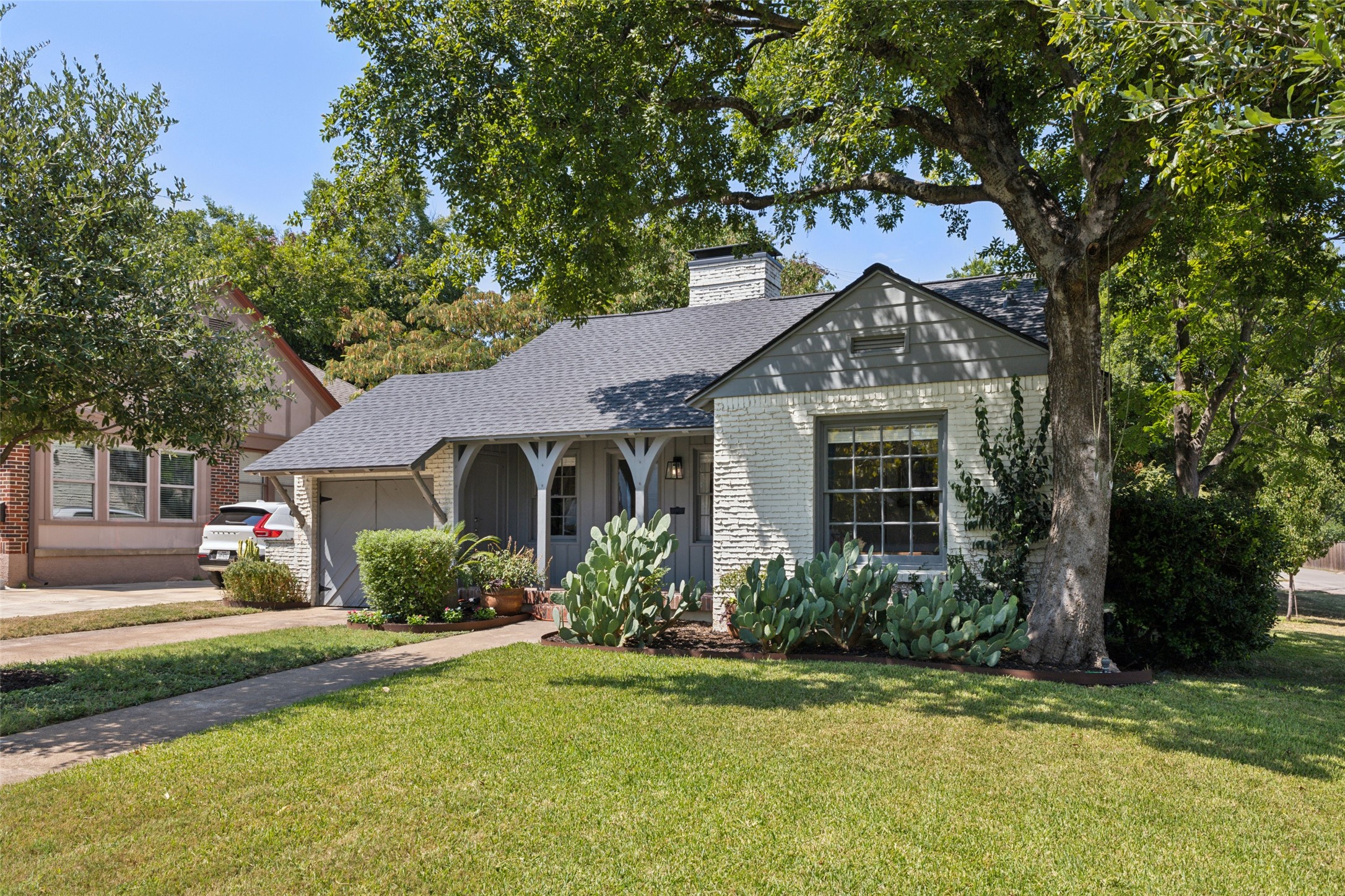 801 Thomasson Drive