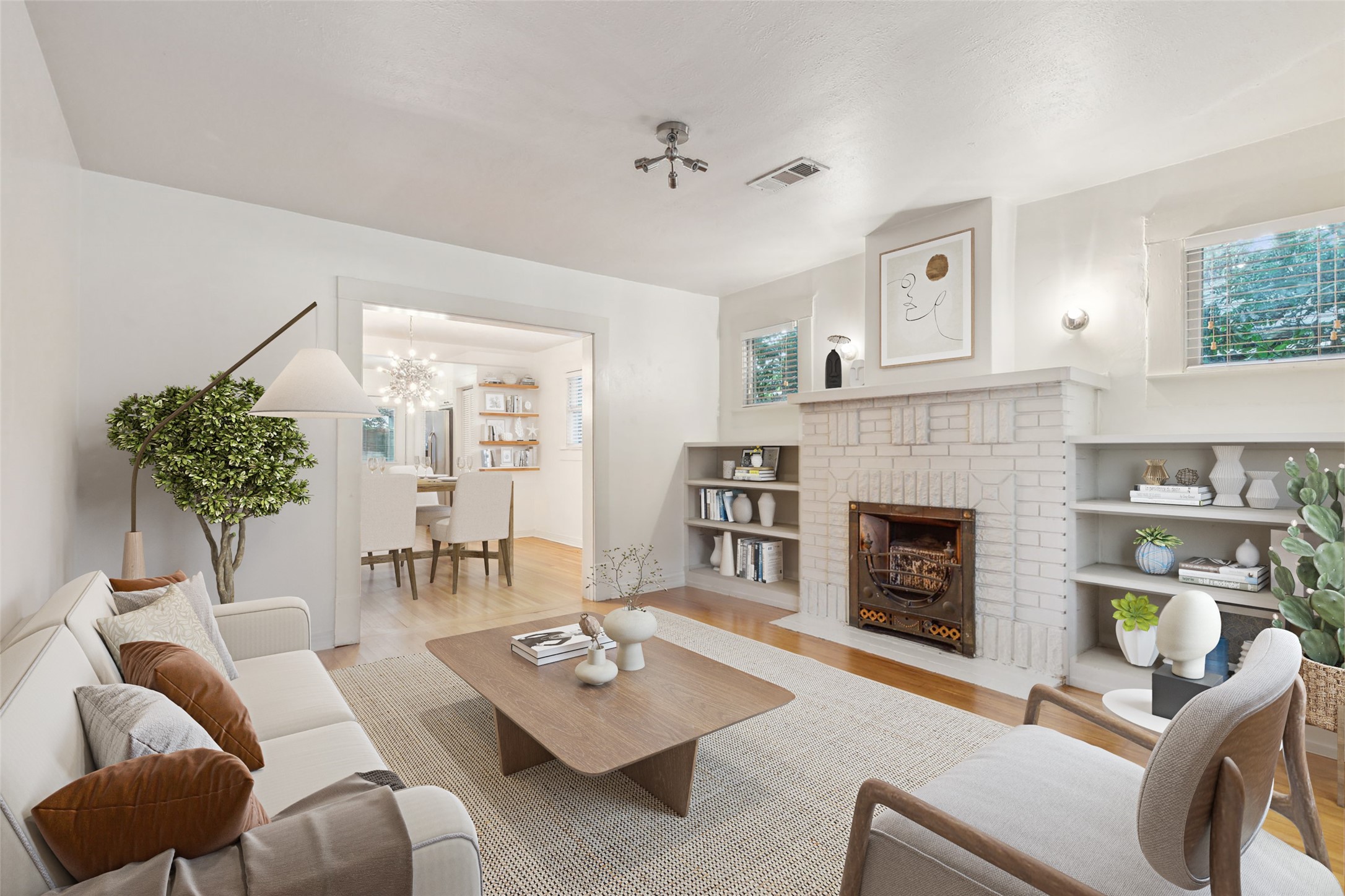 317 Hollywood Avenue