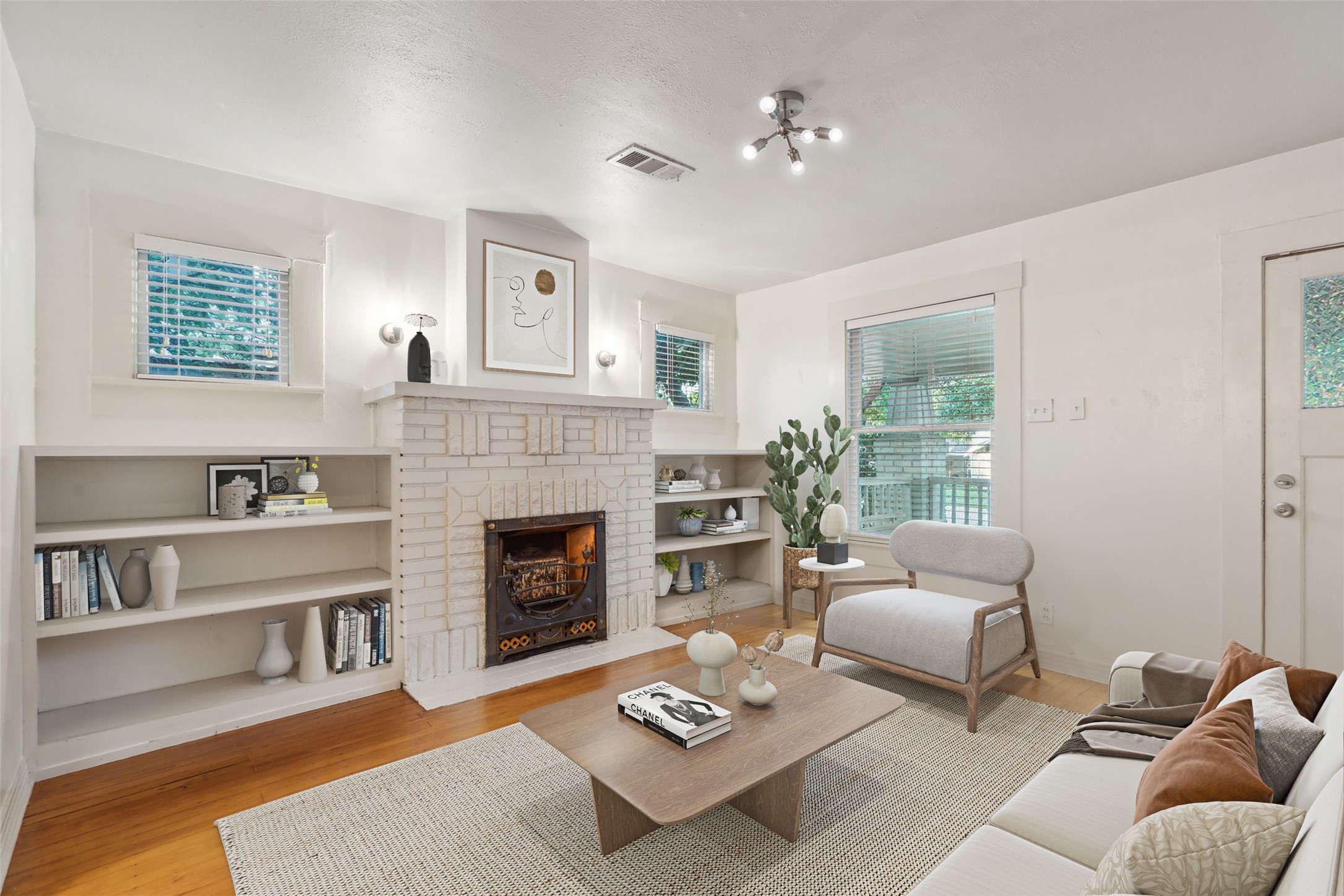 317 Hollywood Avenue