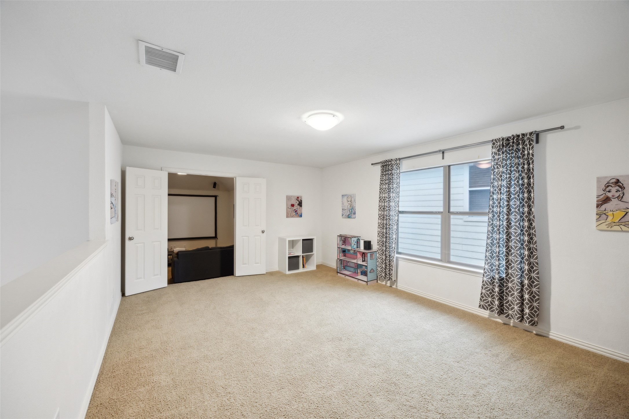 1260 Crestcove Drive