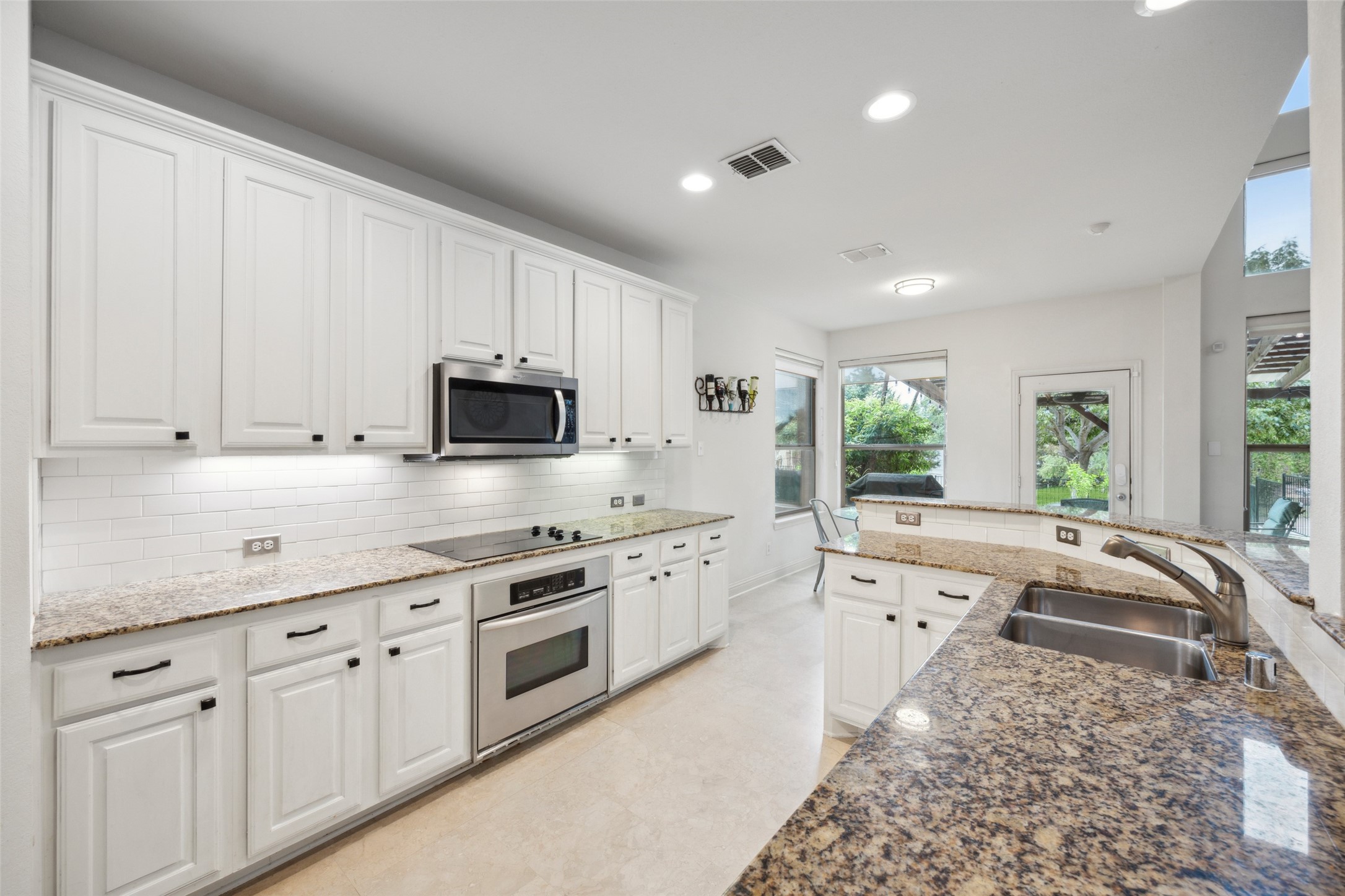 1260 Crestcove Drive