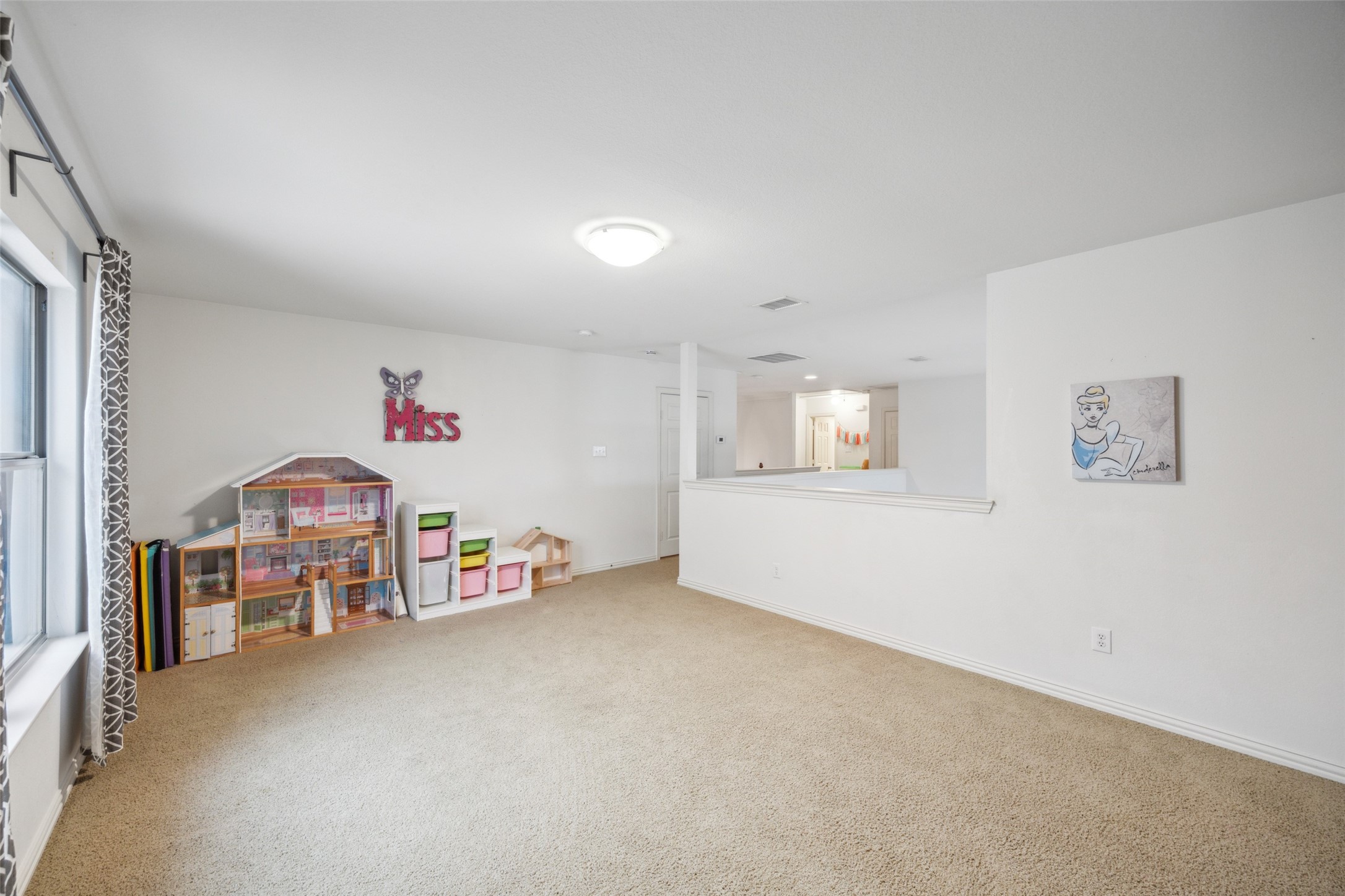 1260 Crestcove Drive