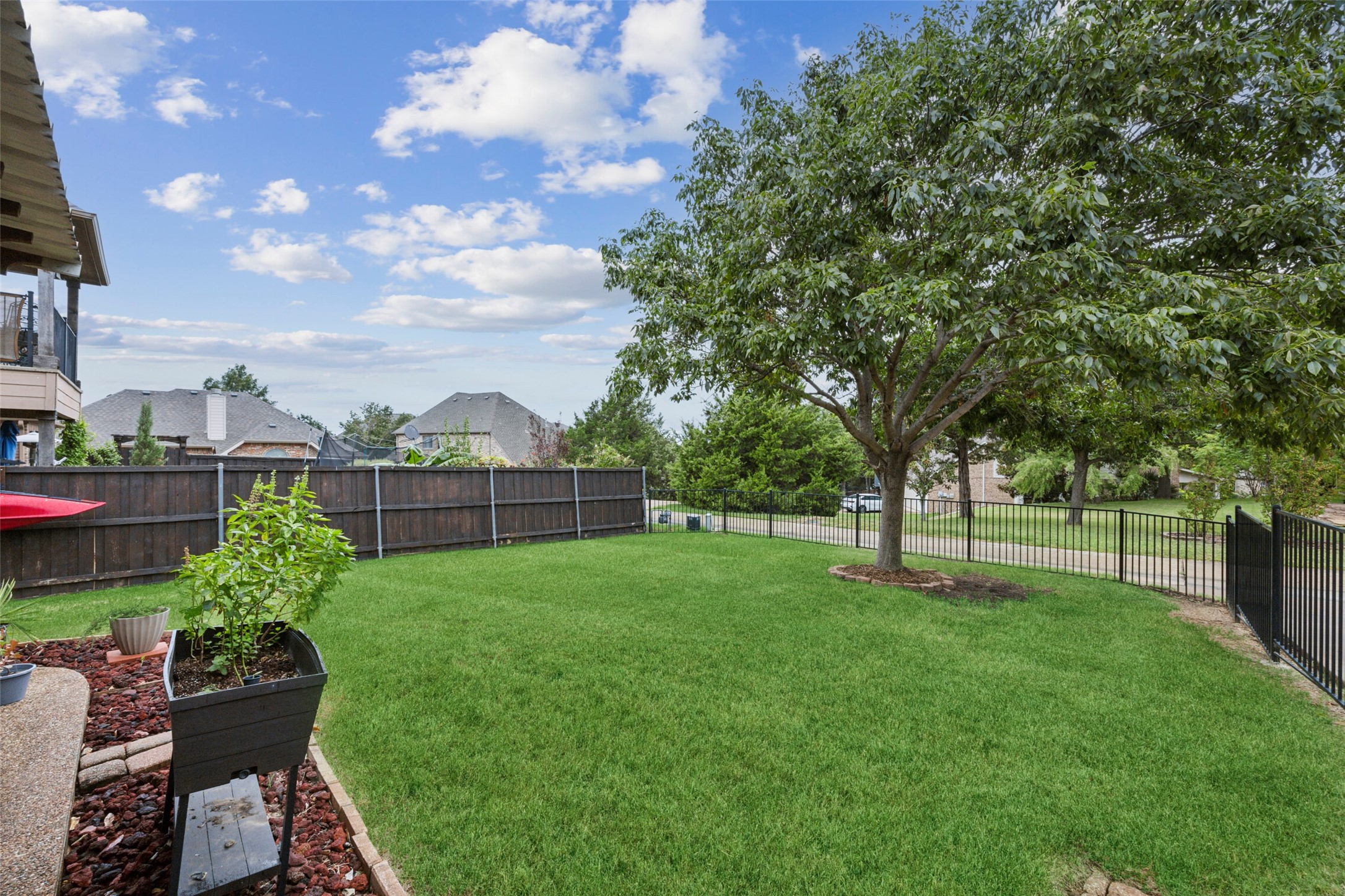 1260 Crestcove Drive