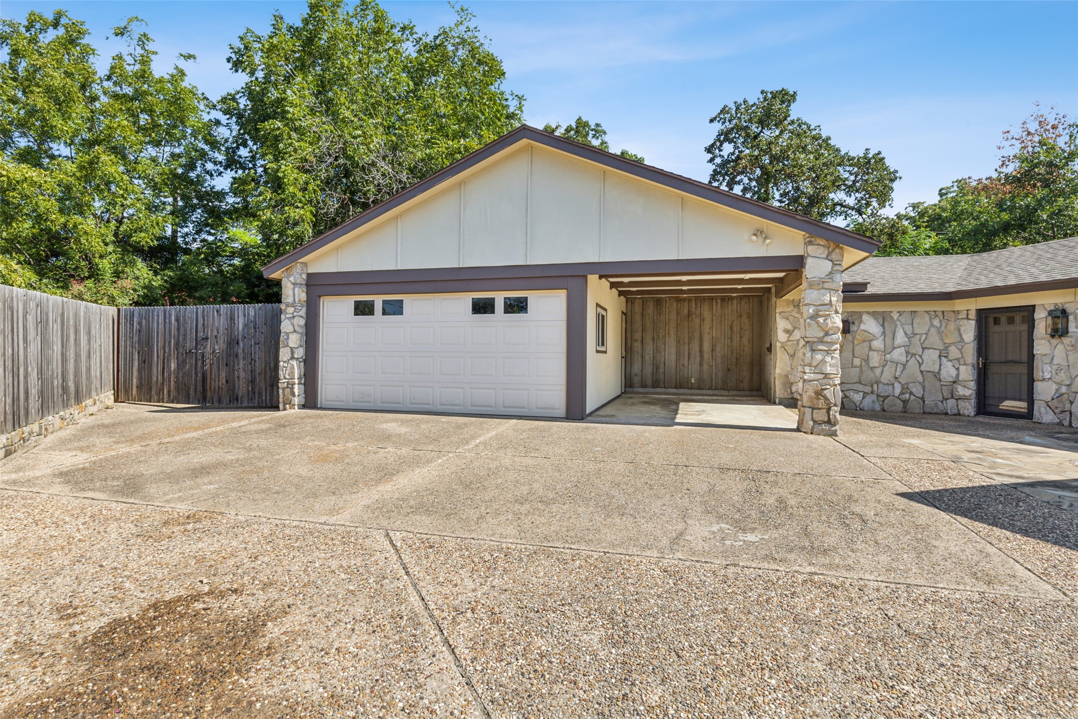 604 Clebud Drive