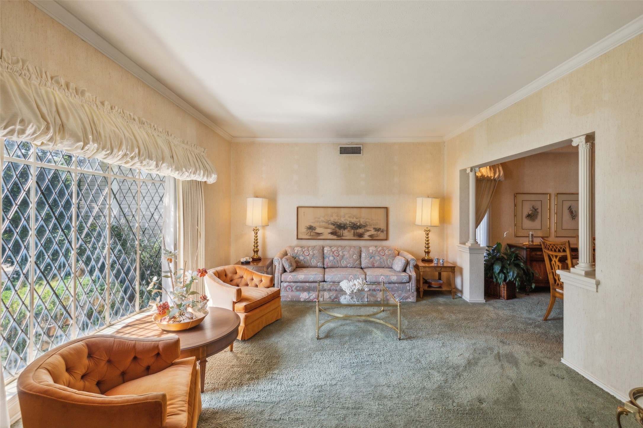 1922 Timbergrove Circle