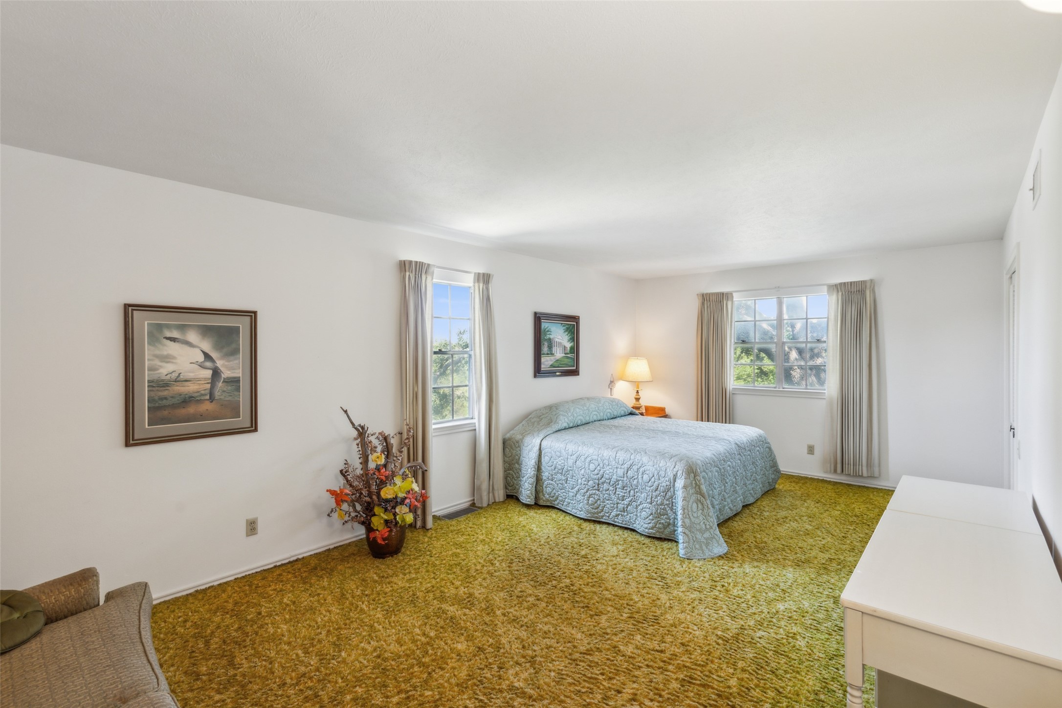 1922 Timbergrove Circle