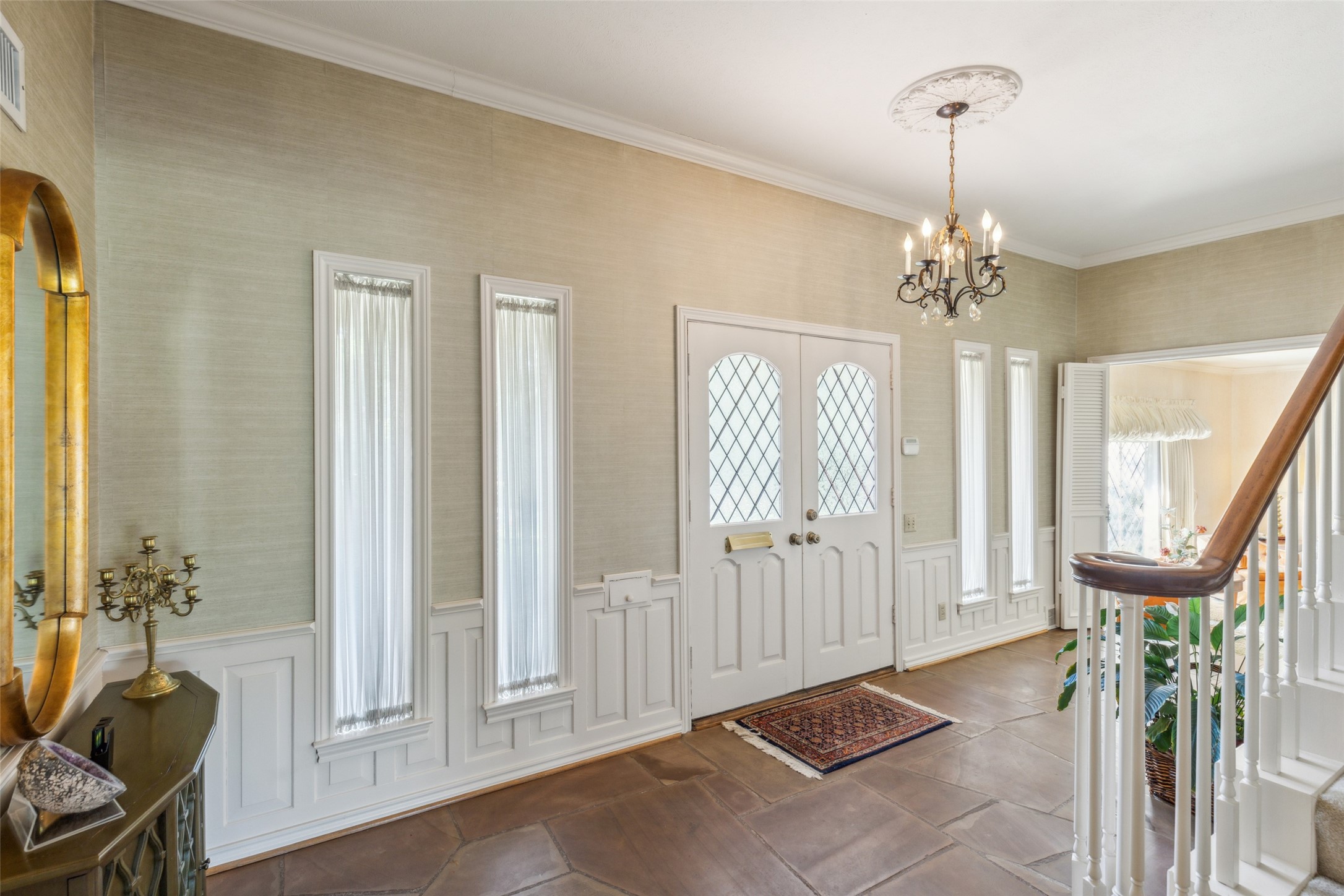 1922 Timbergrove Circle