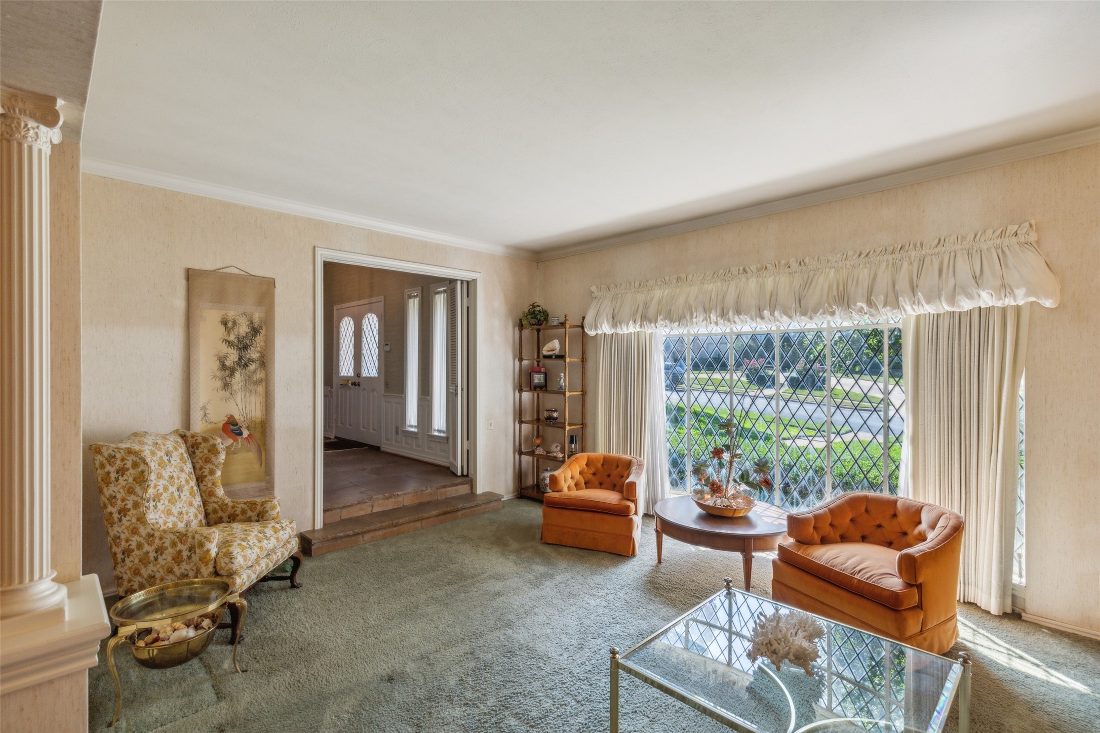 1922 Timbergrove Circle