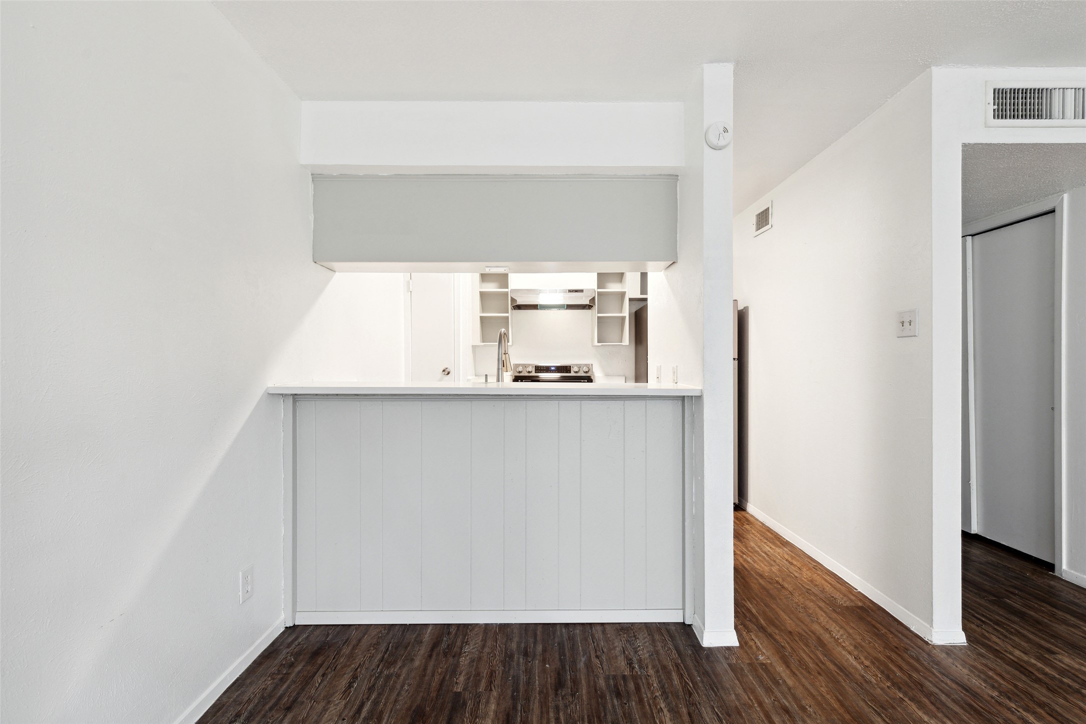 4837 Cedar Springs Road 308