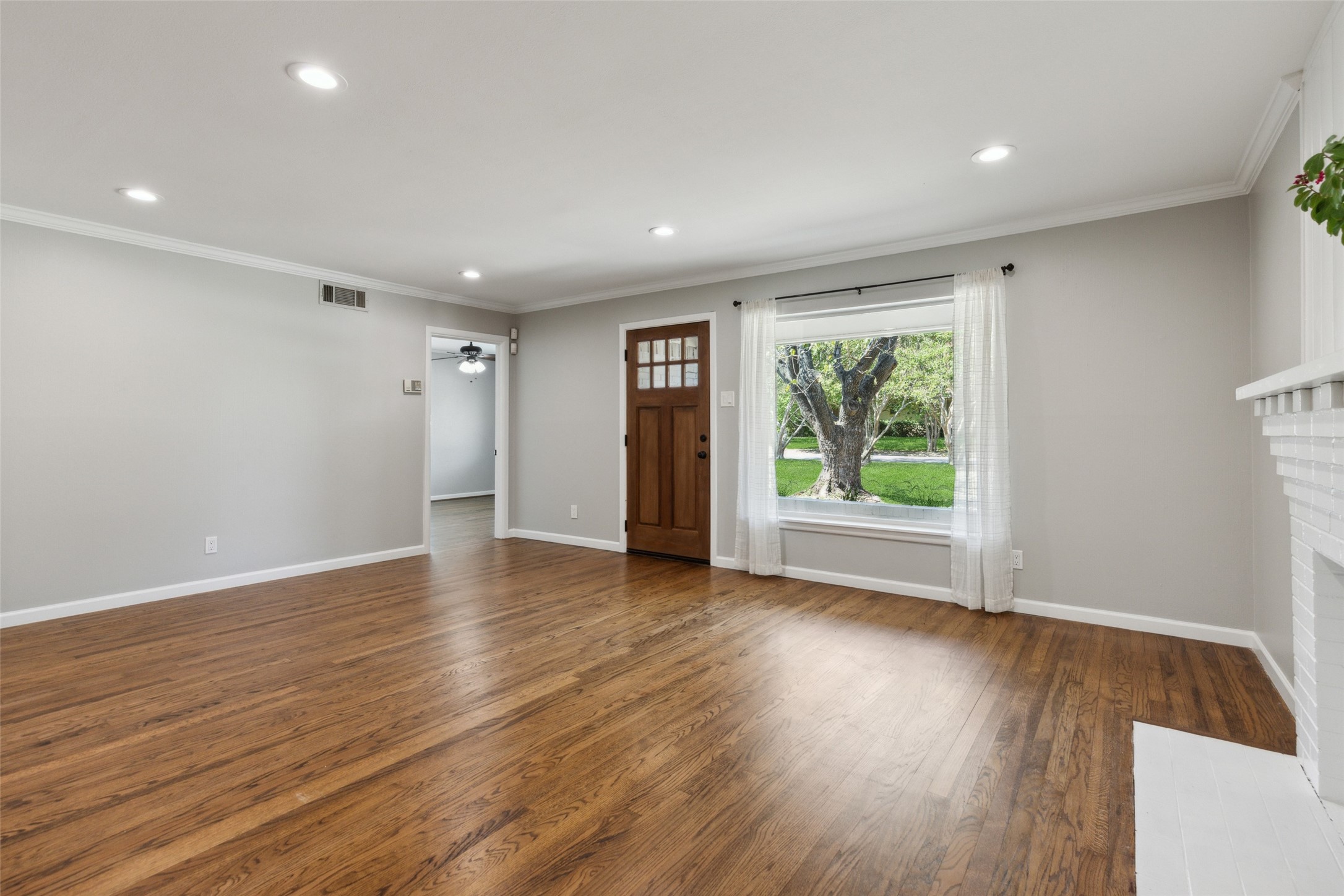 9814 Cloister Drive