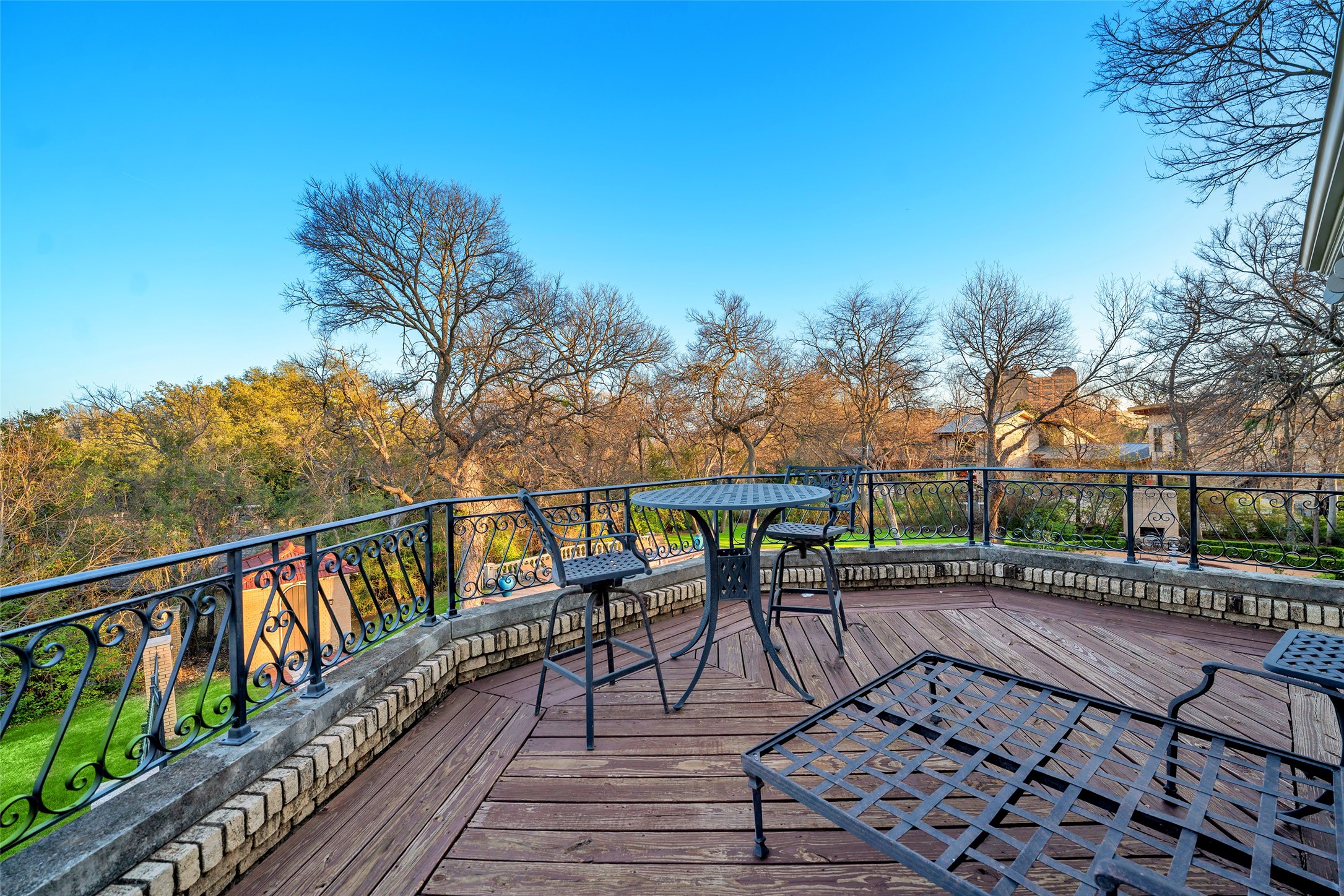 1707 Rio Vista Drive