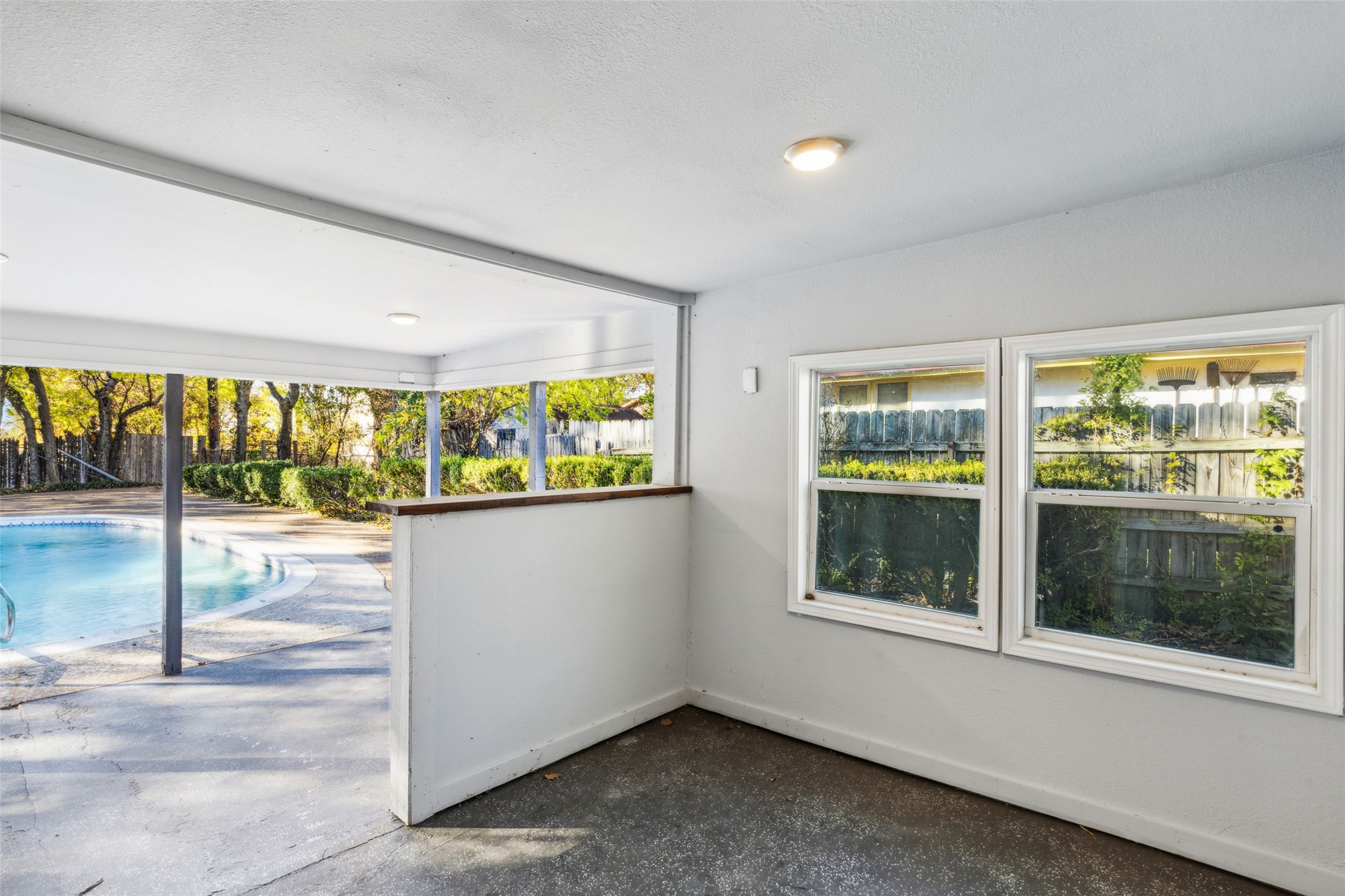 1241 Crestview Drive