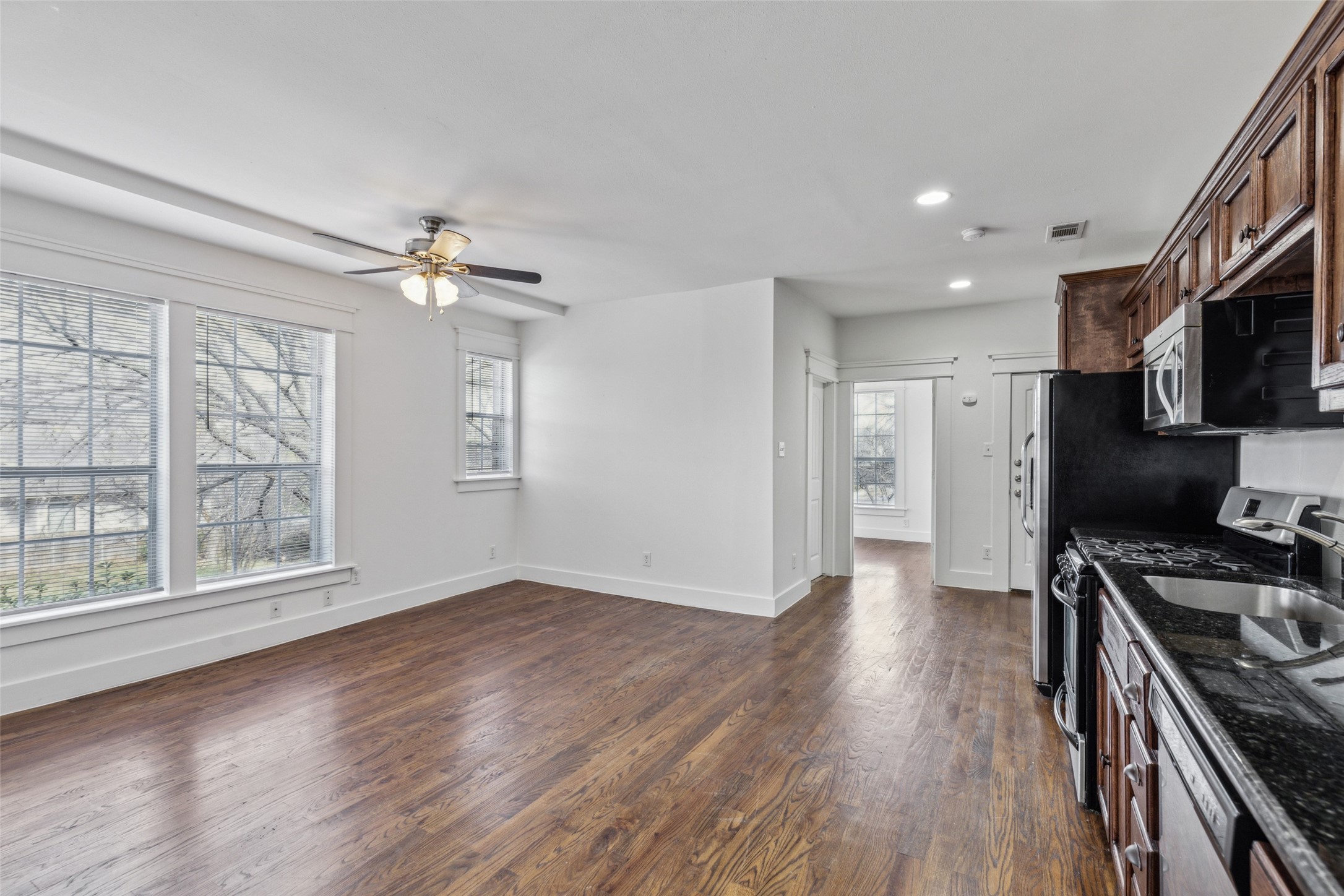 836 N Madison Avenue 2