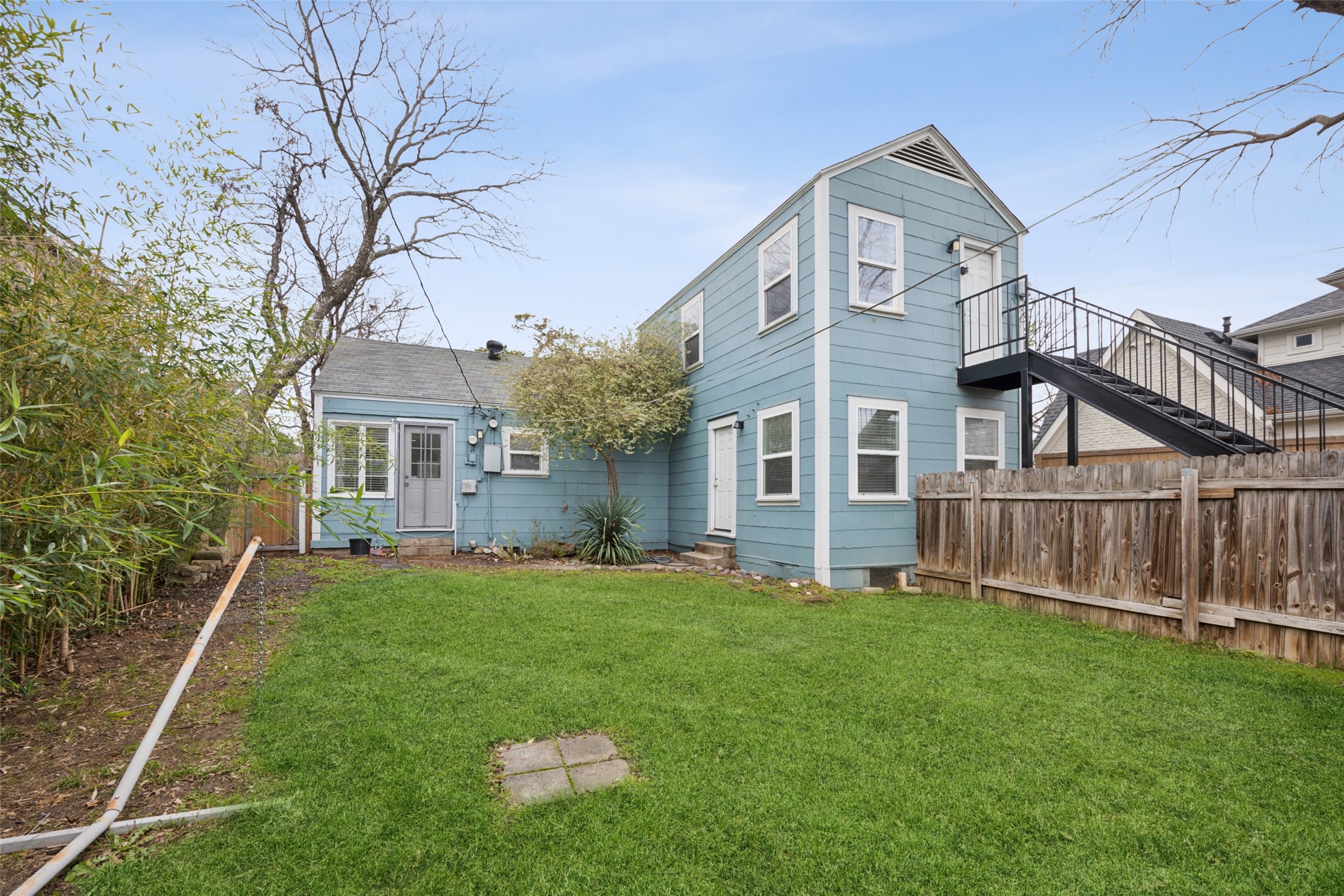 1134 Woodlawn Avenue
