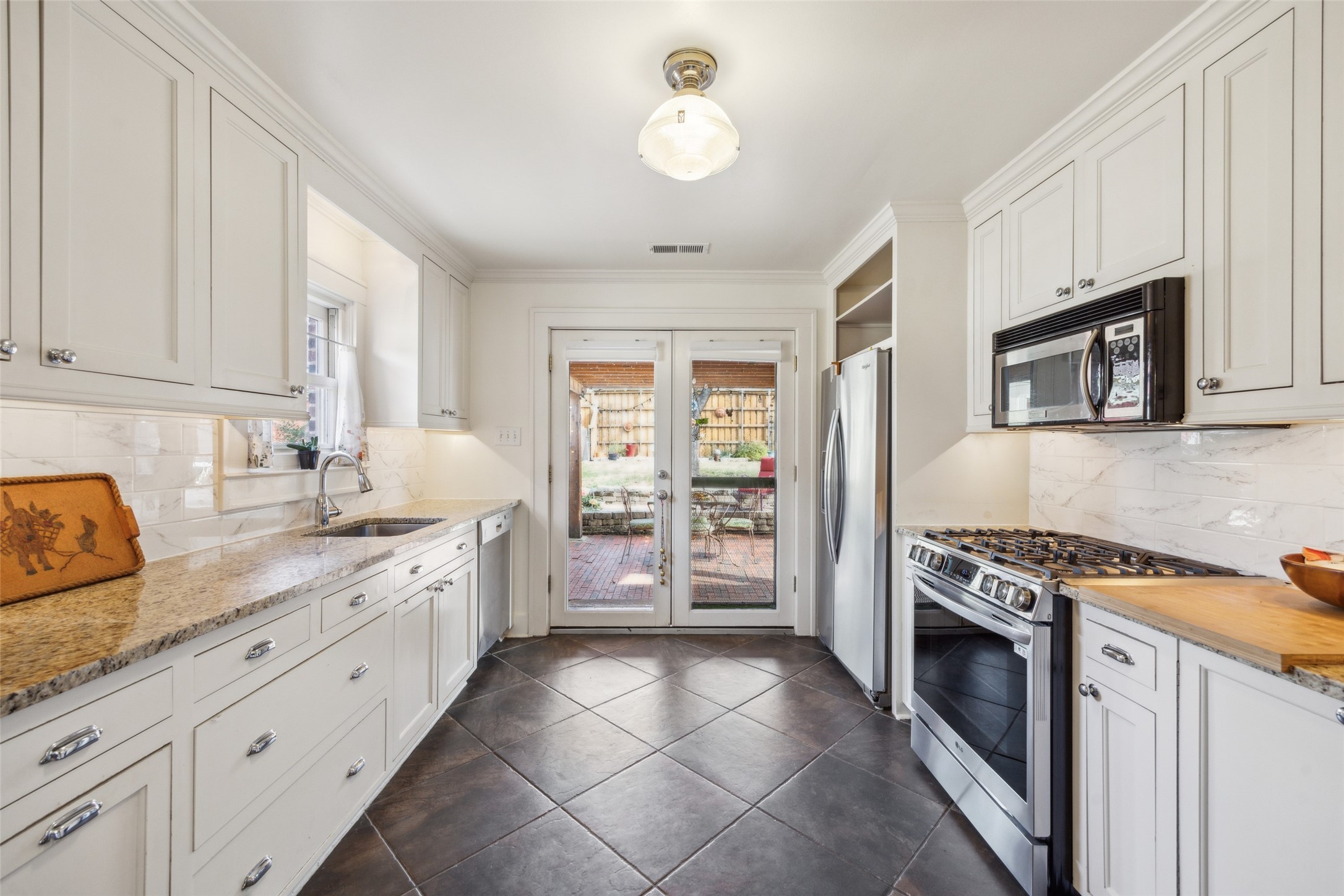 218 S Briscoe Boulevard
