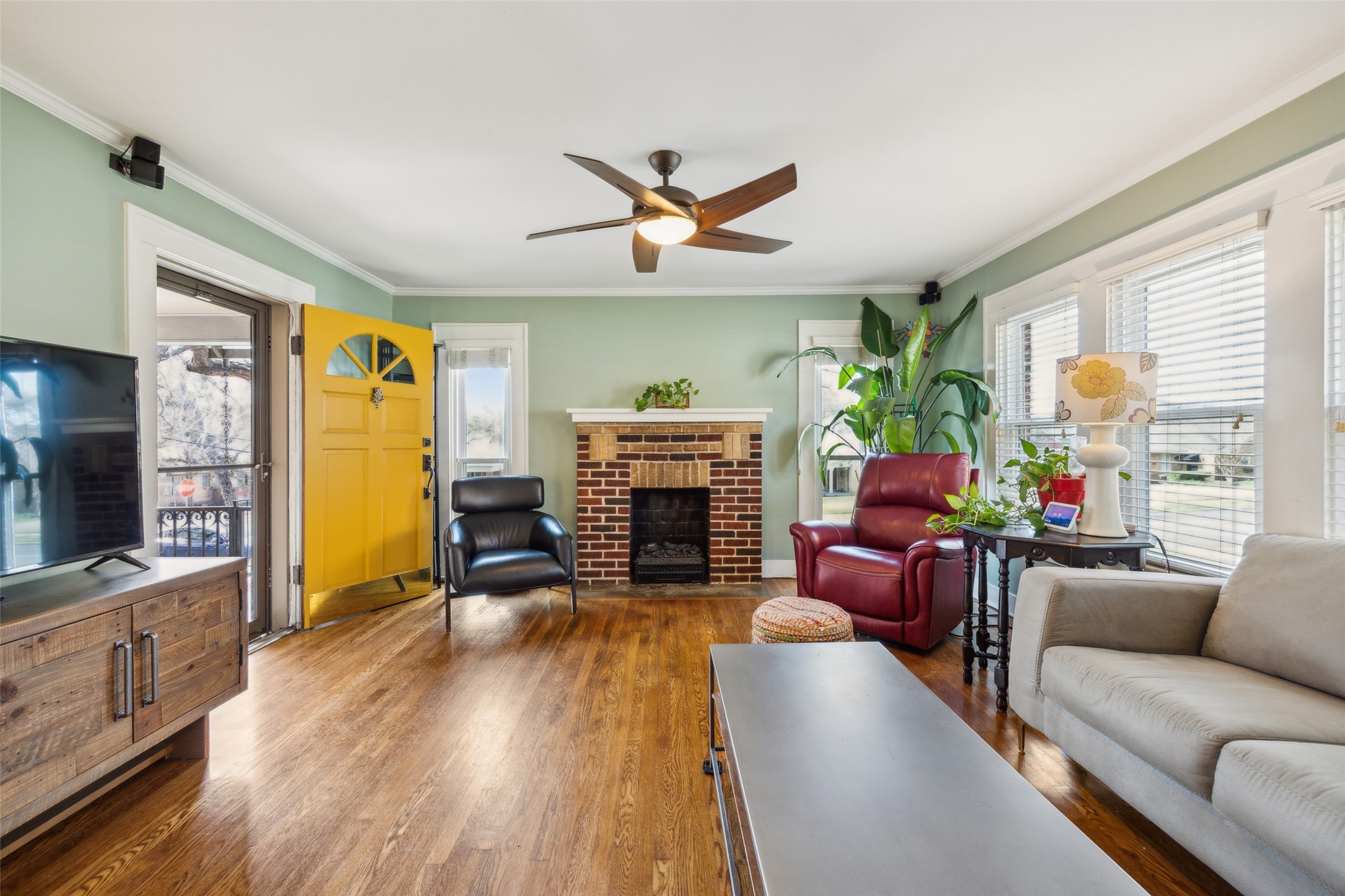 218 S Briscoe Boulevard