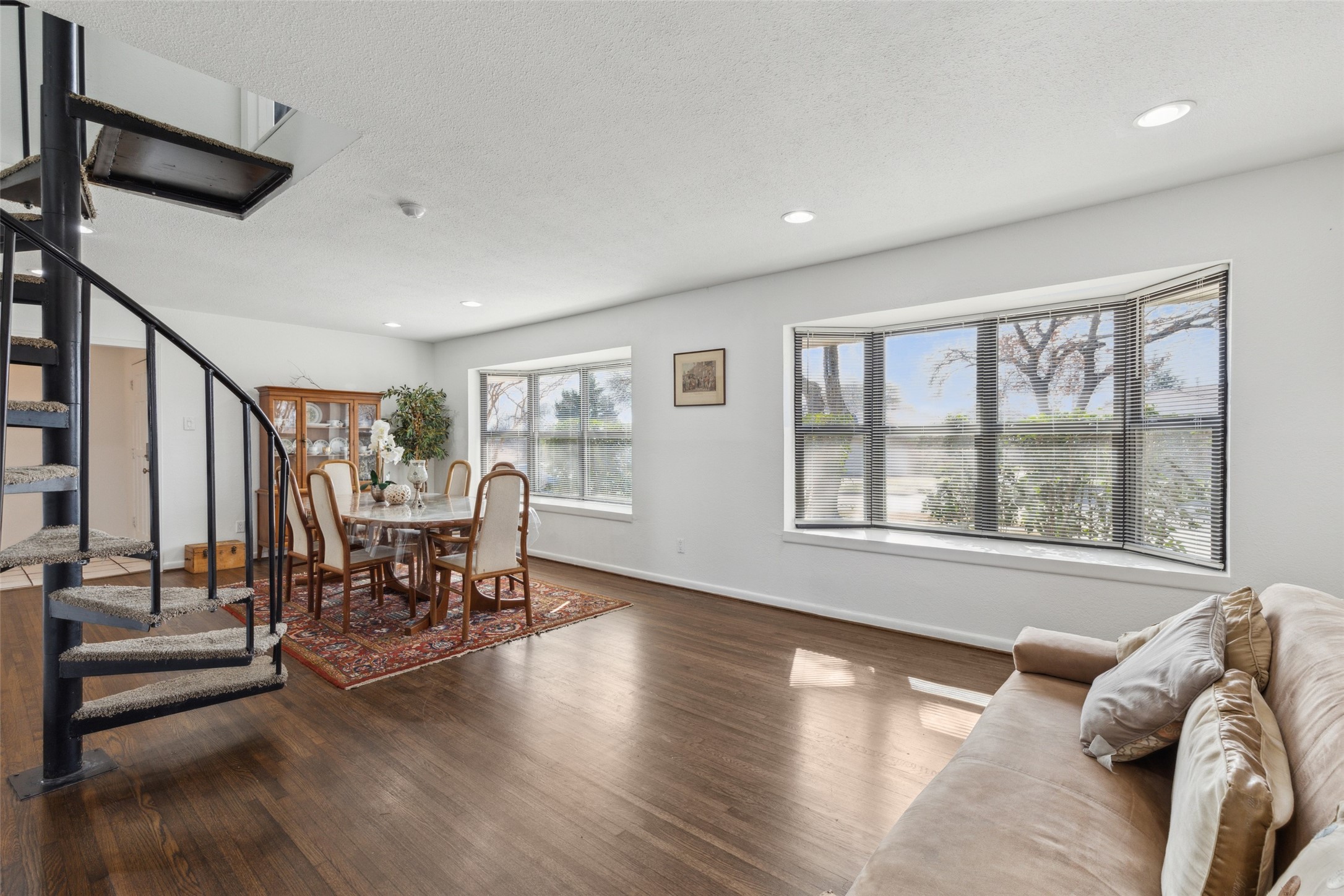 1521 Nokomis Avenue