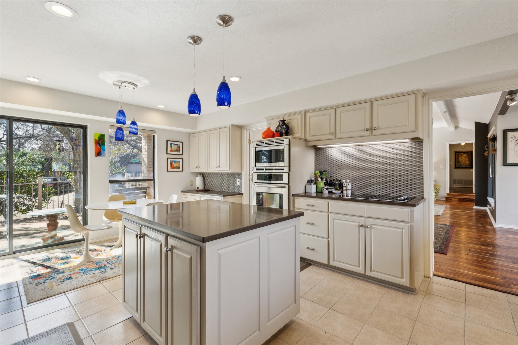 1207 Middlebrook Place