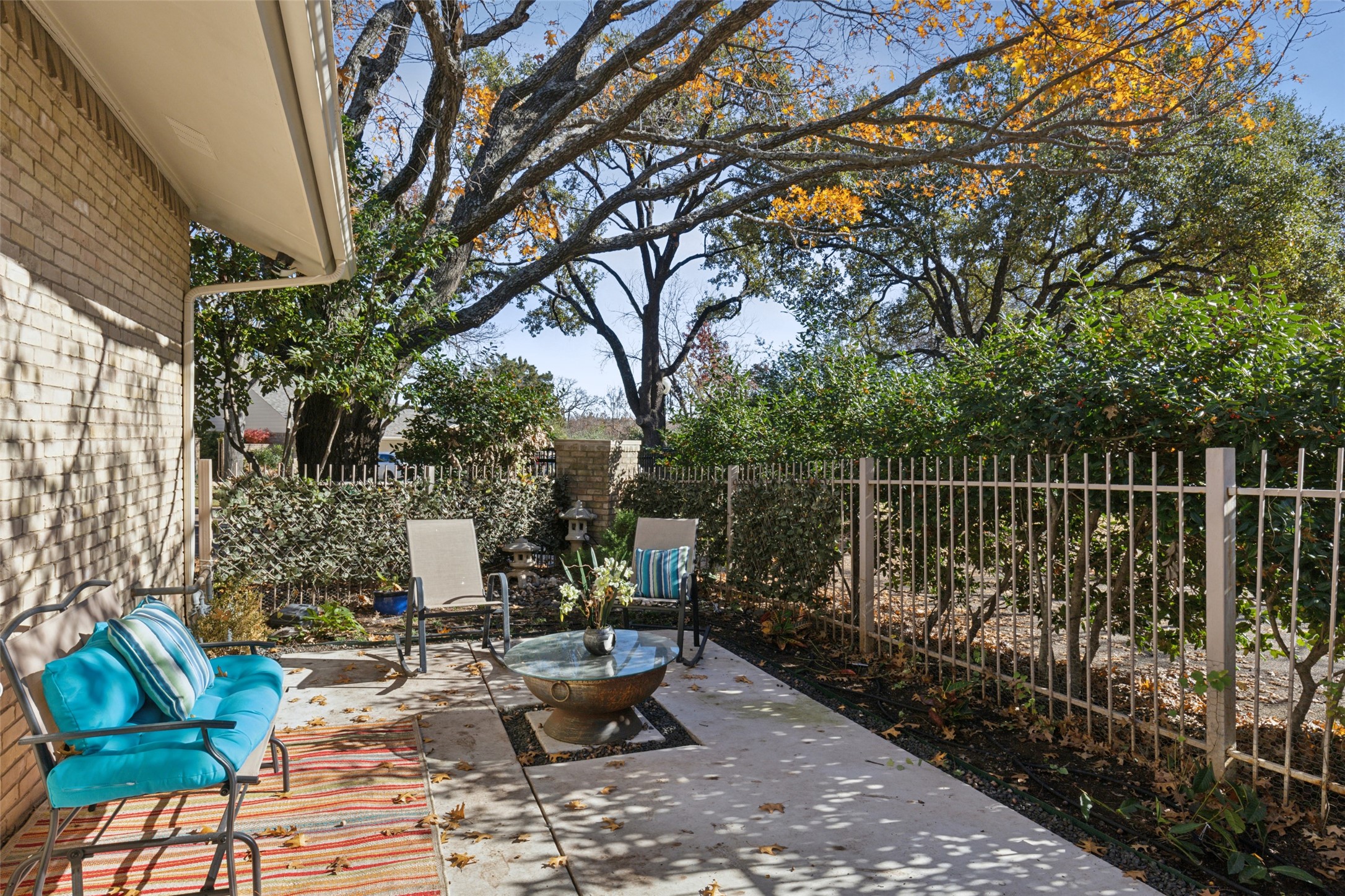 1207 Middlebrook Place