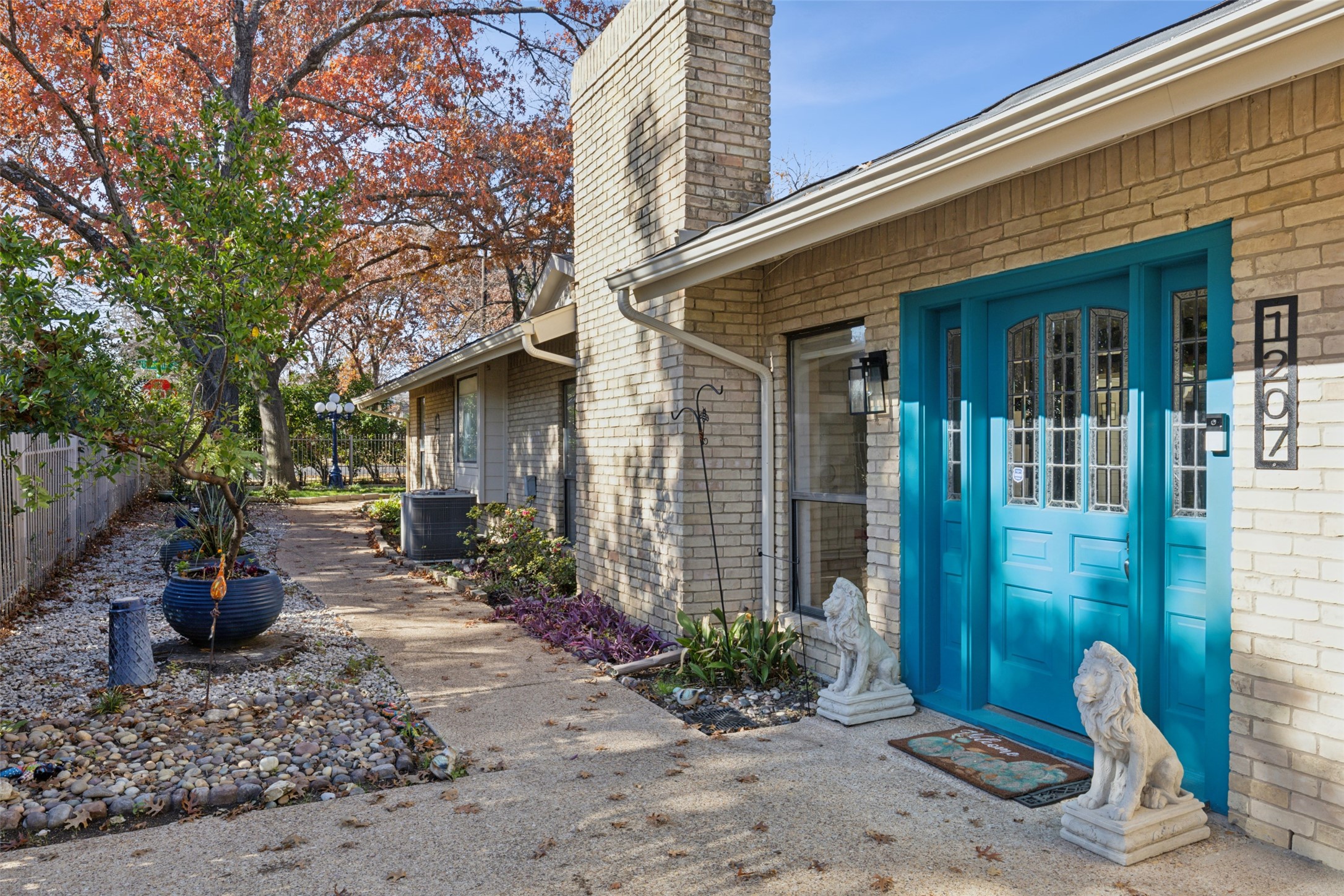 1207 Middlebrook Place