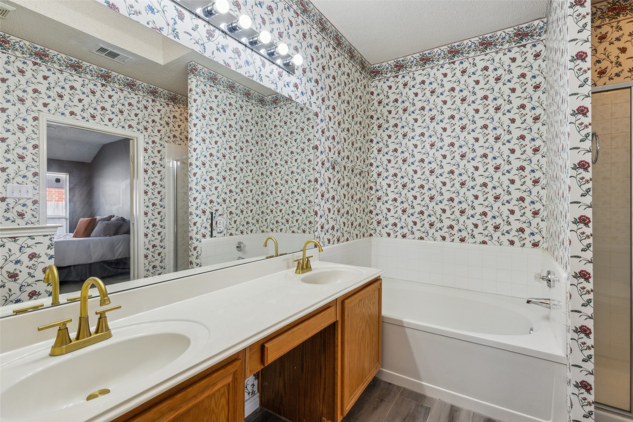 4501 Crystal Lane