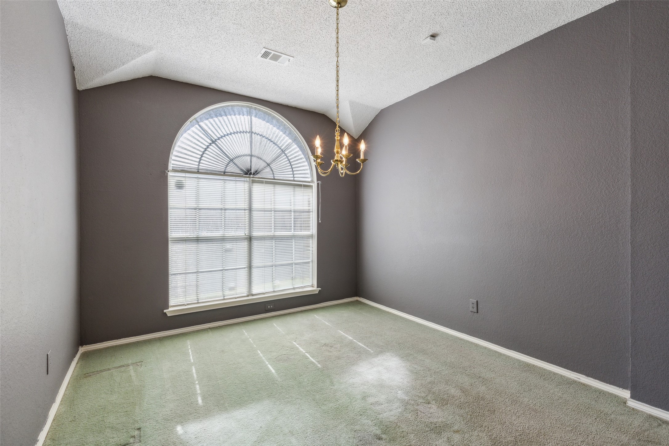 4501 Crystal Lane