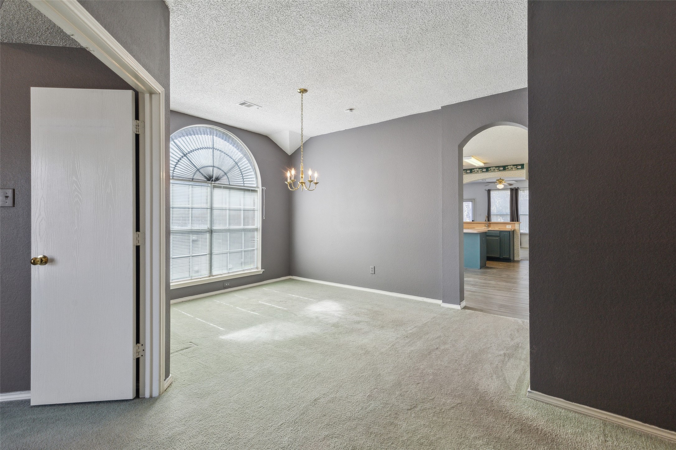 4501 Crystal Lane