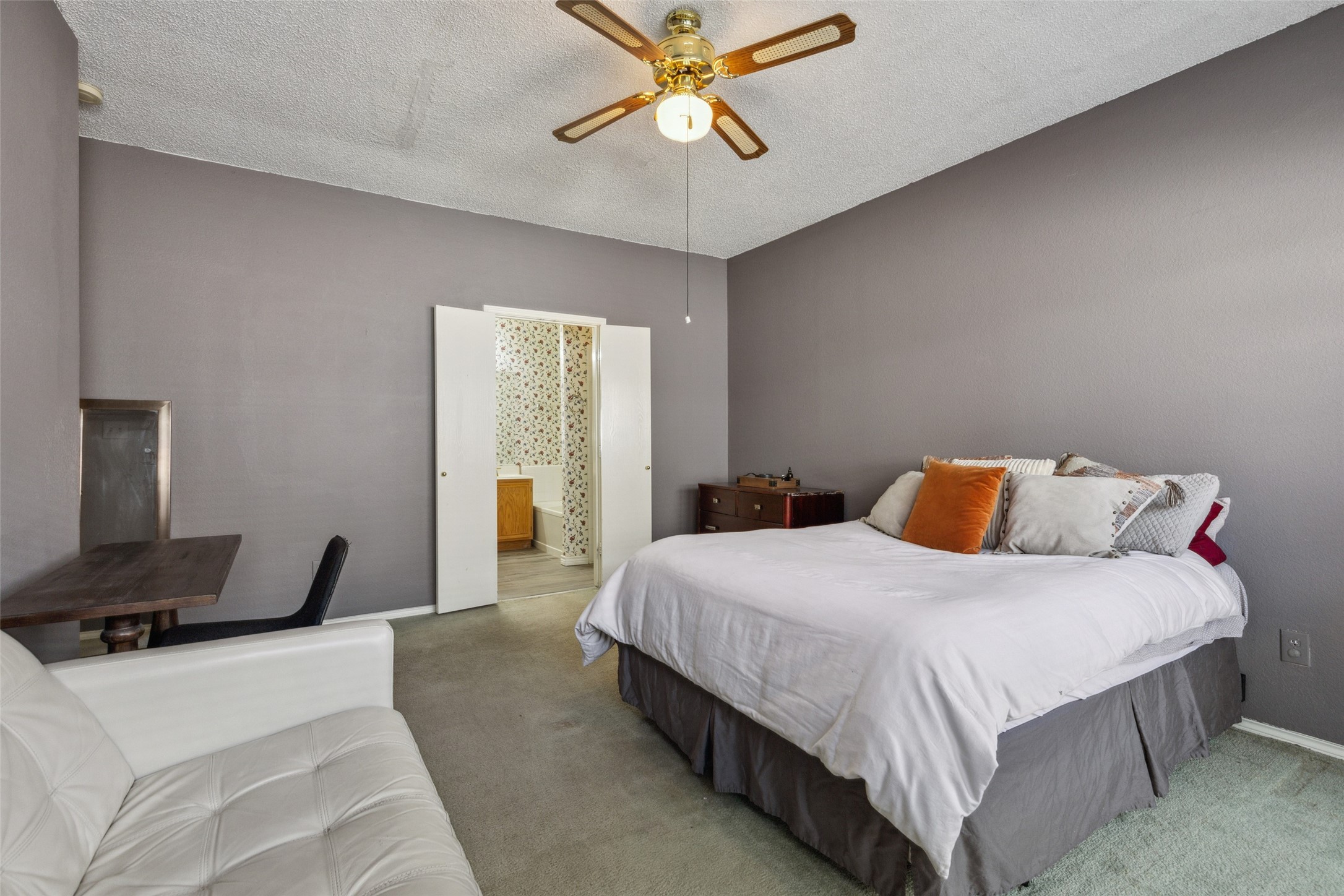 4501 Crystal Lane