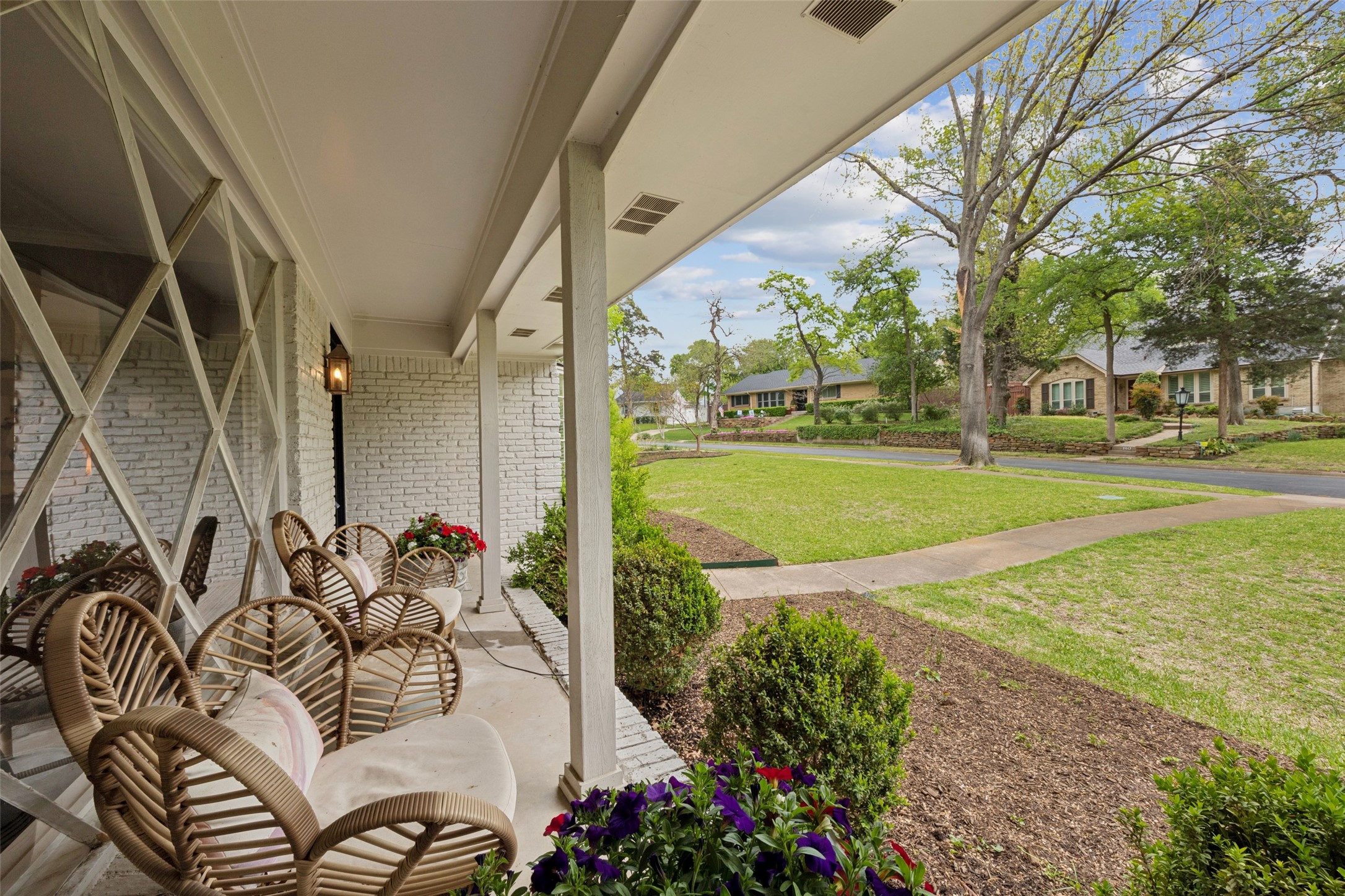 2016 Timbergrove Circle