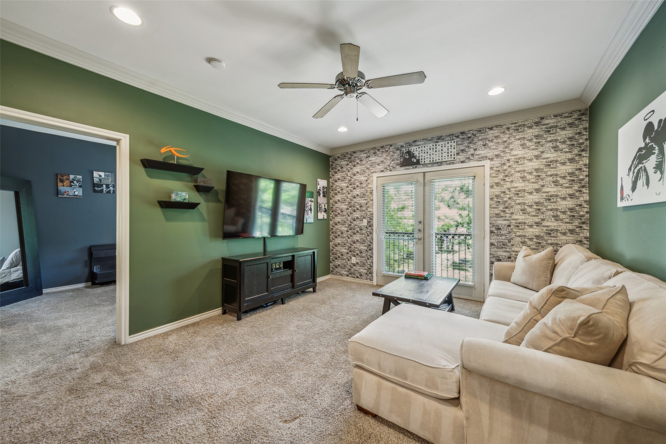 3102 Kings Road #2103