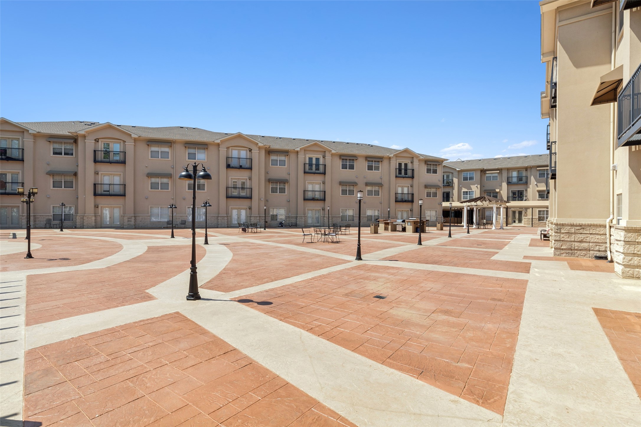 3102 Kings Road #2103