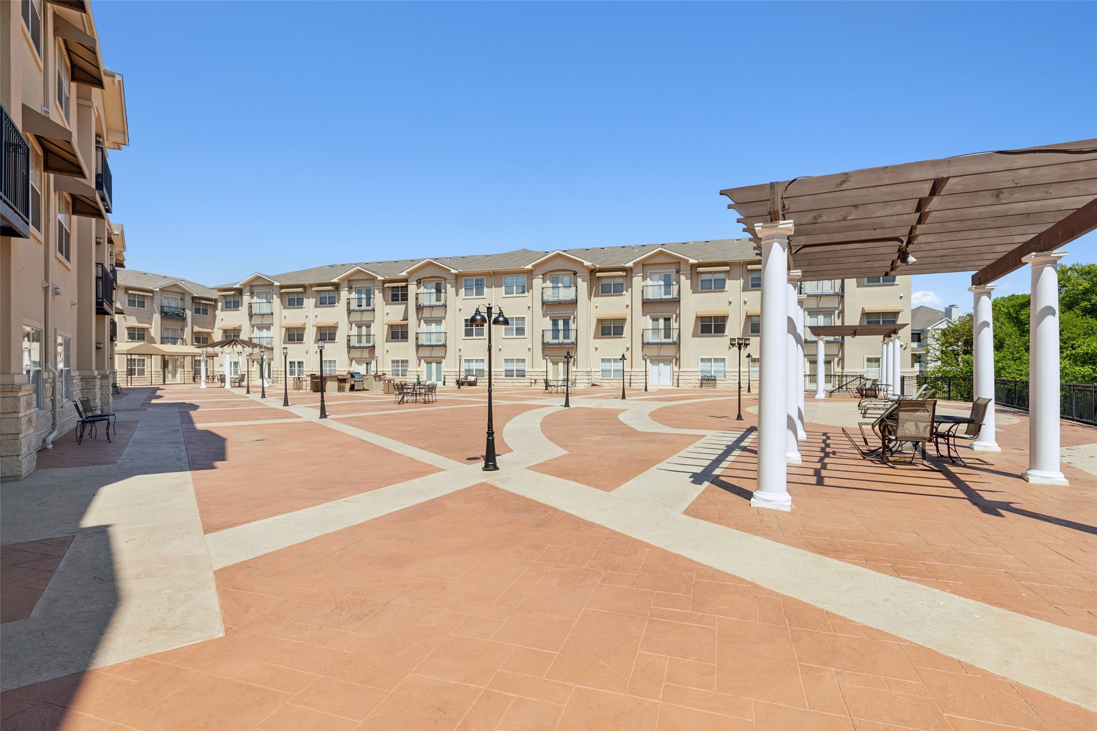 3102 Kings Road #2103