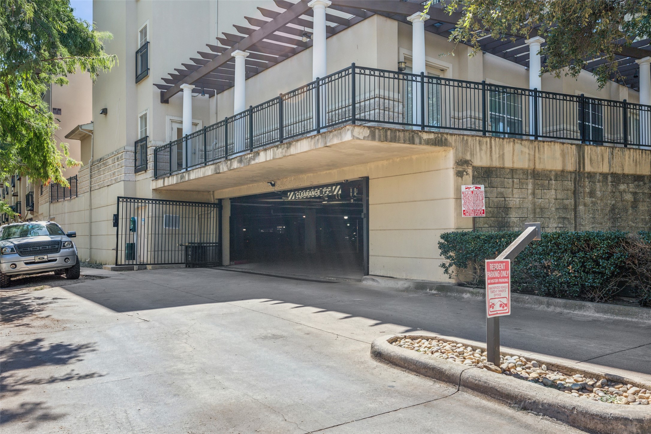 3102 Kings Road #2103