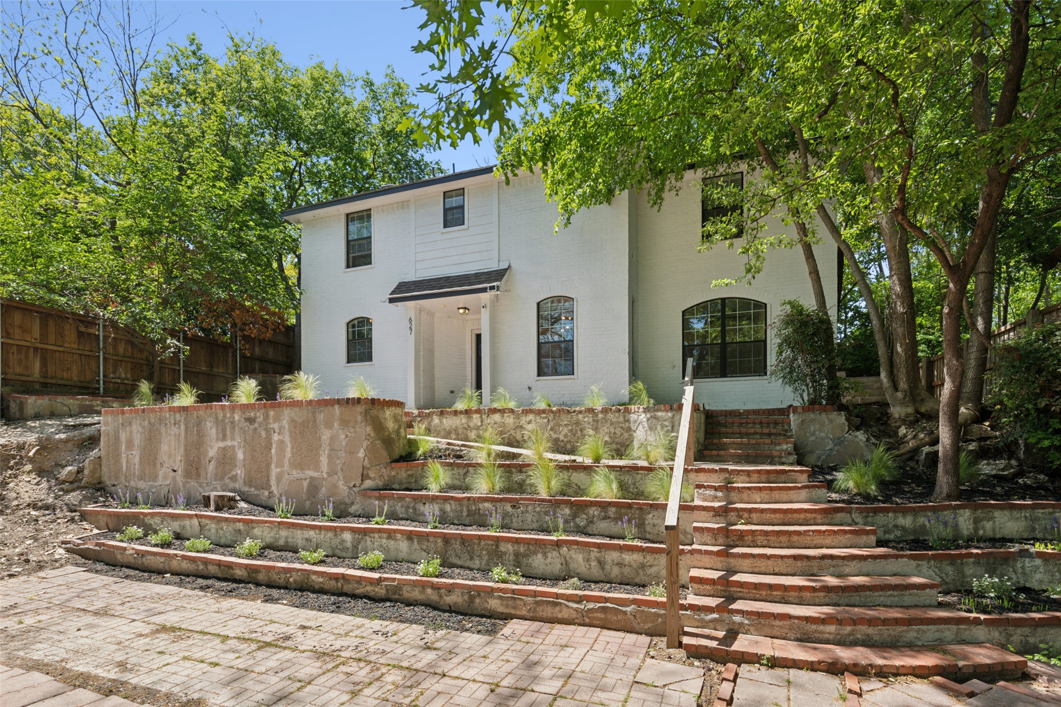 627 N Hampton Road