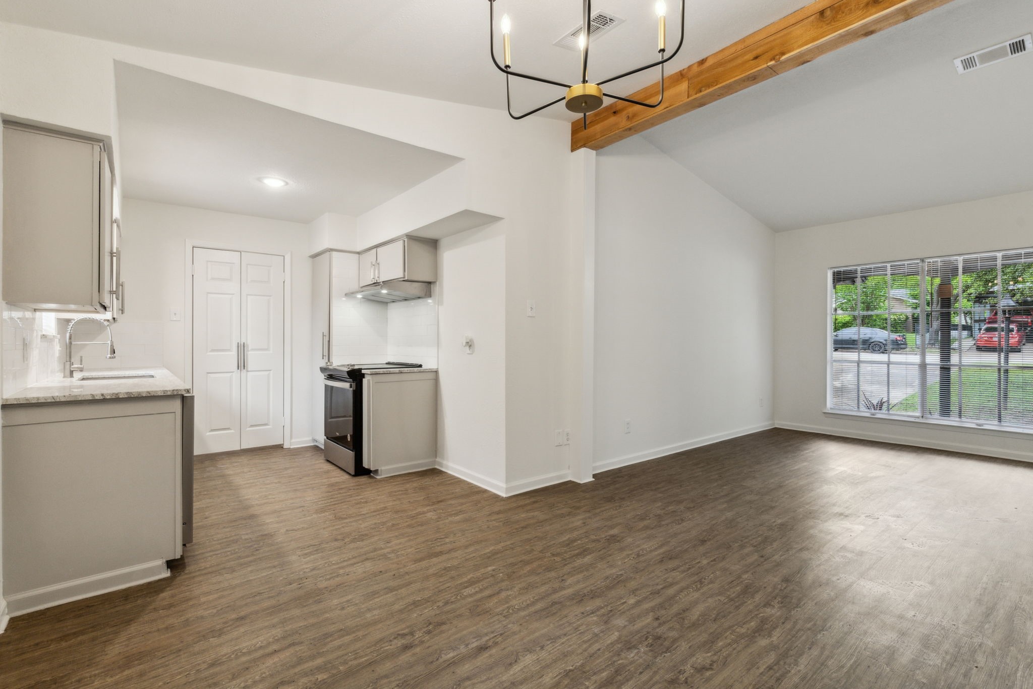 6123 Harmony Lane