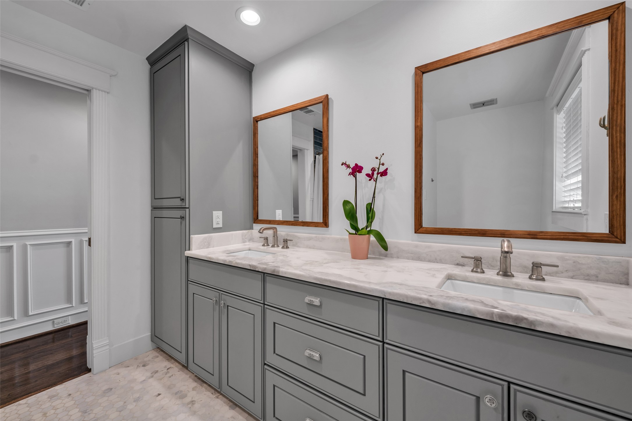 747 Kessler Lake Drive