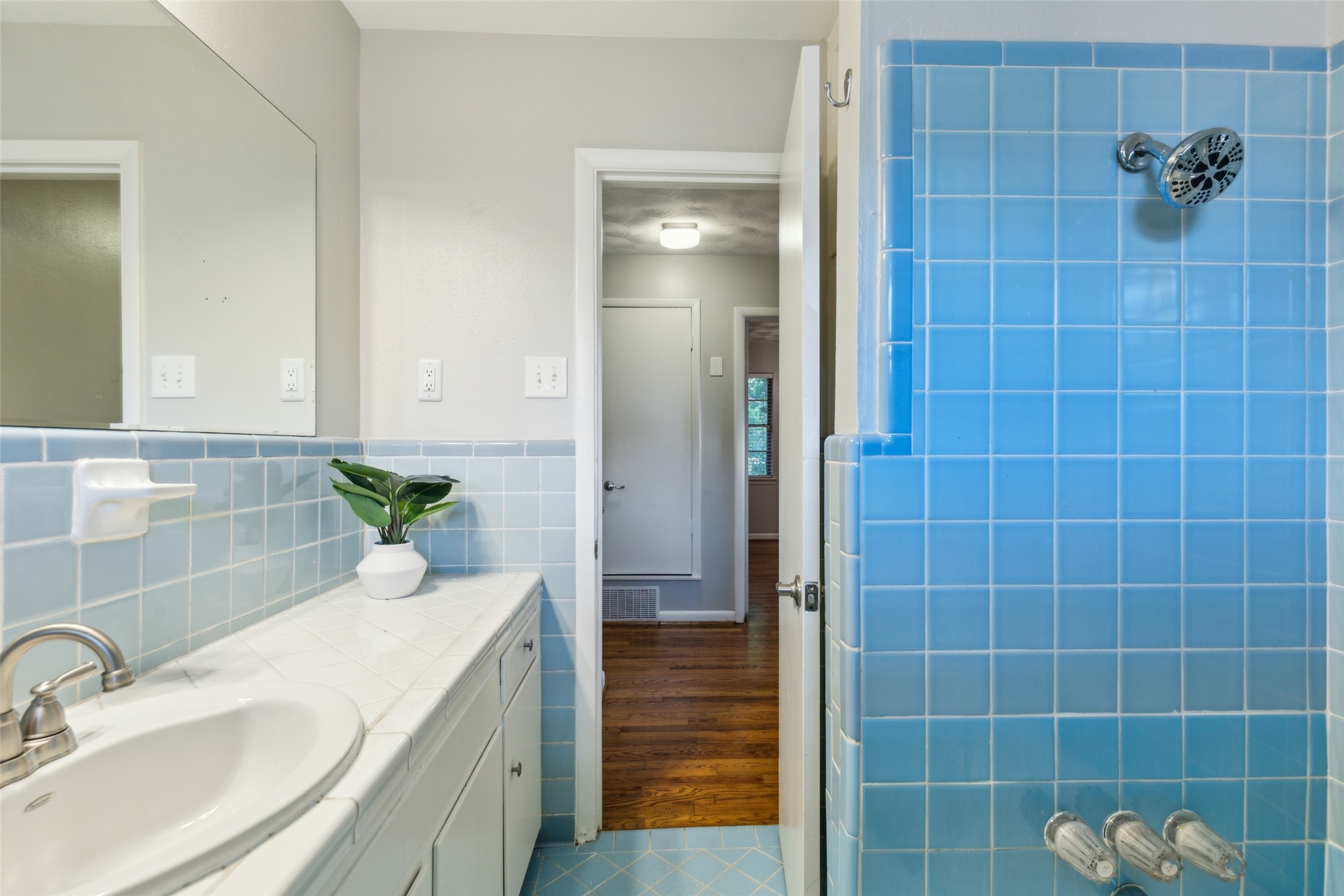 317 N Brighton Avenue