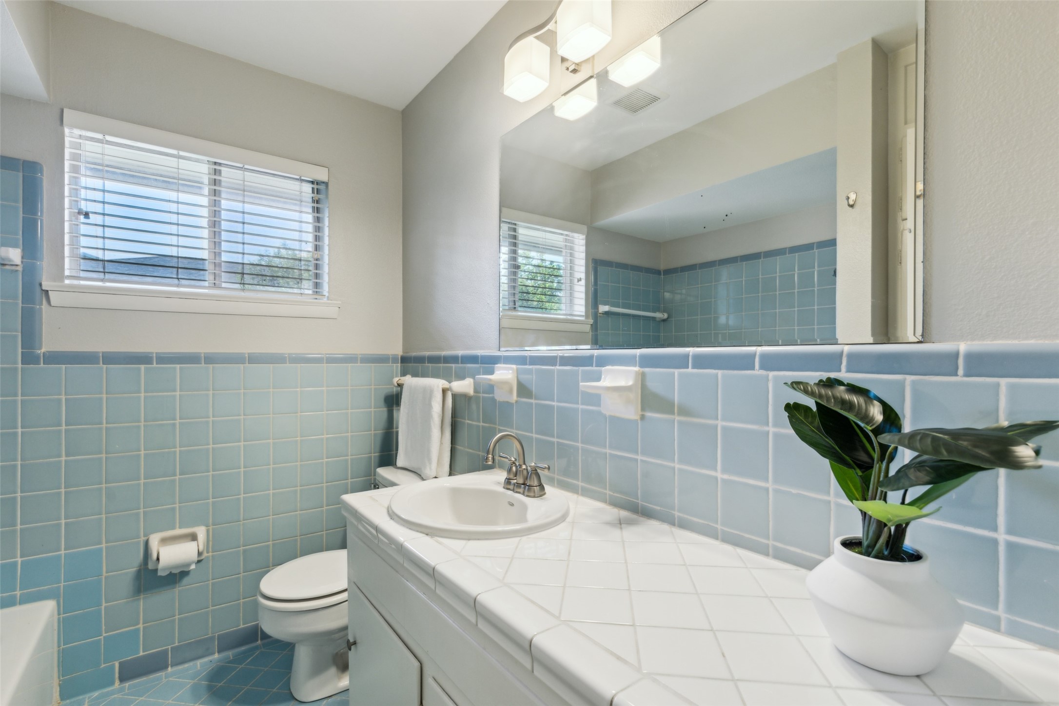 317 N Brighton Avenue