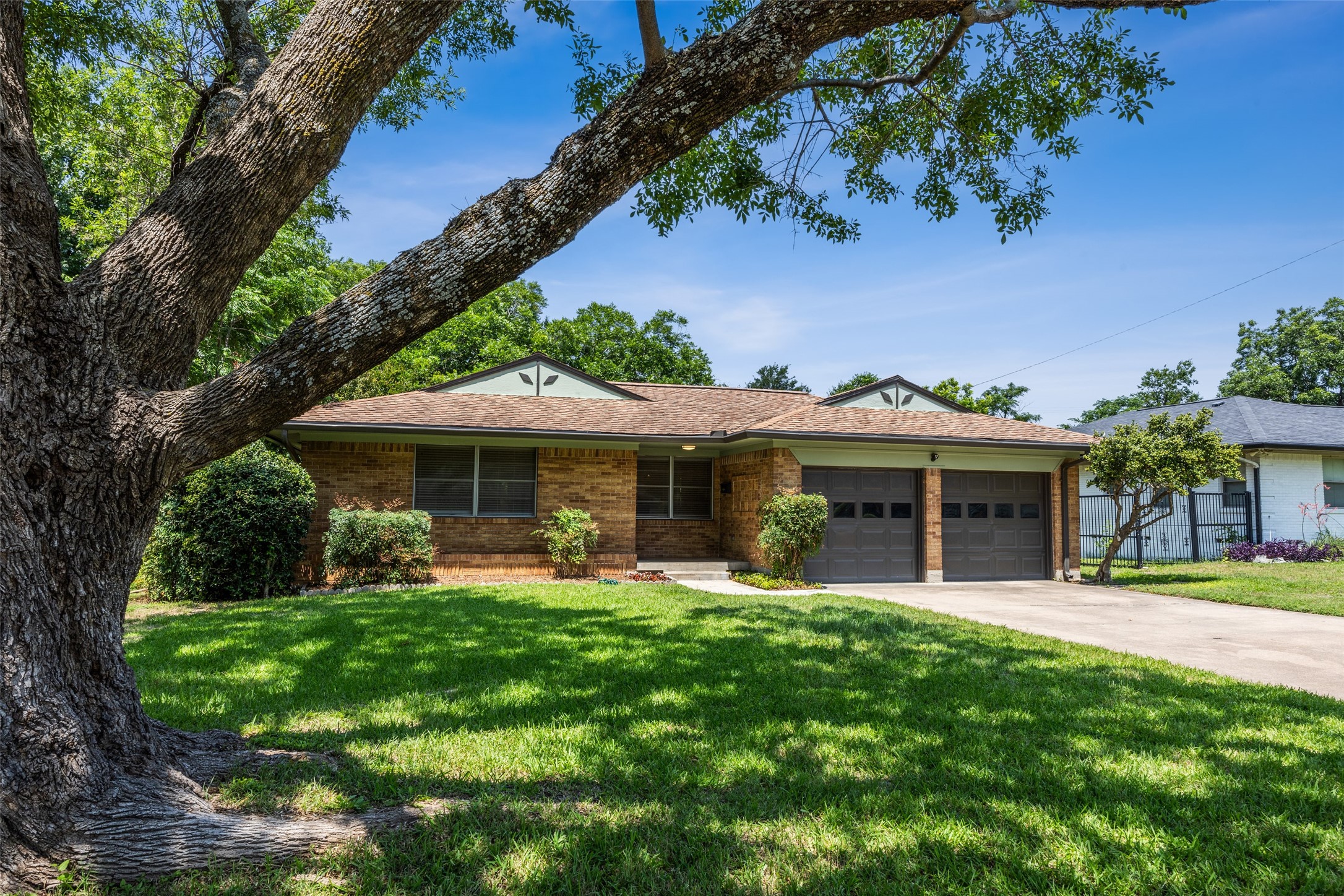 317 N Brighton Avenue