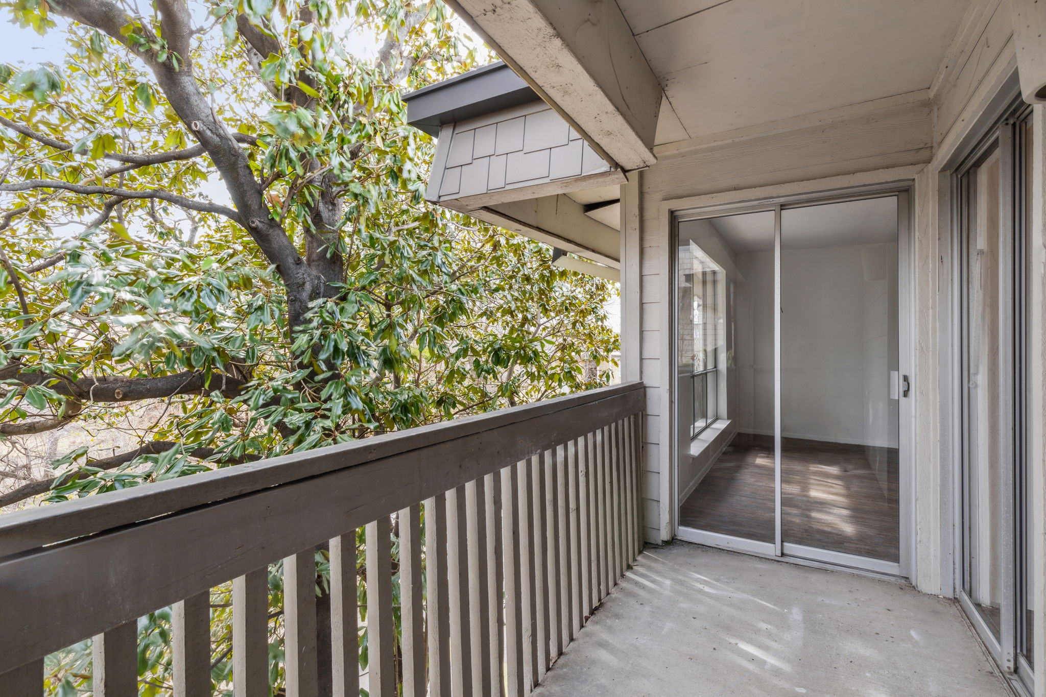 4837 Cedar Springs Road 308