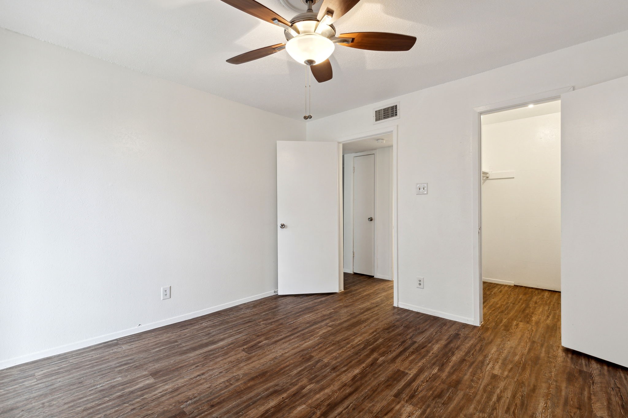 4837 Cedar Springs Road 308