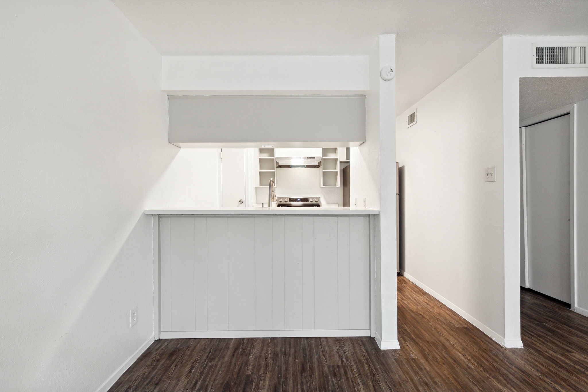 4837 Cedar Springs Road 308