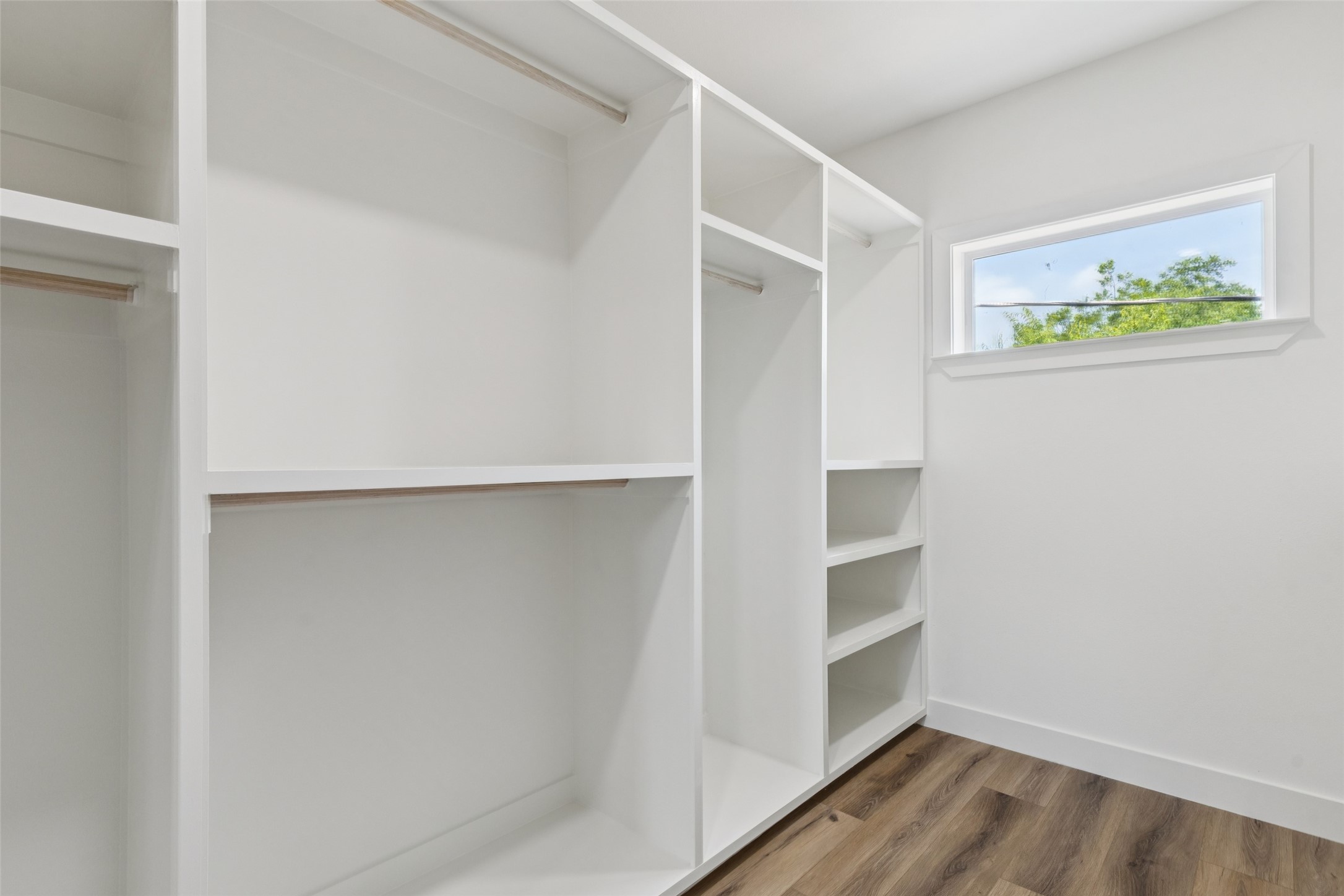 1004 W 10th Street