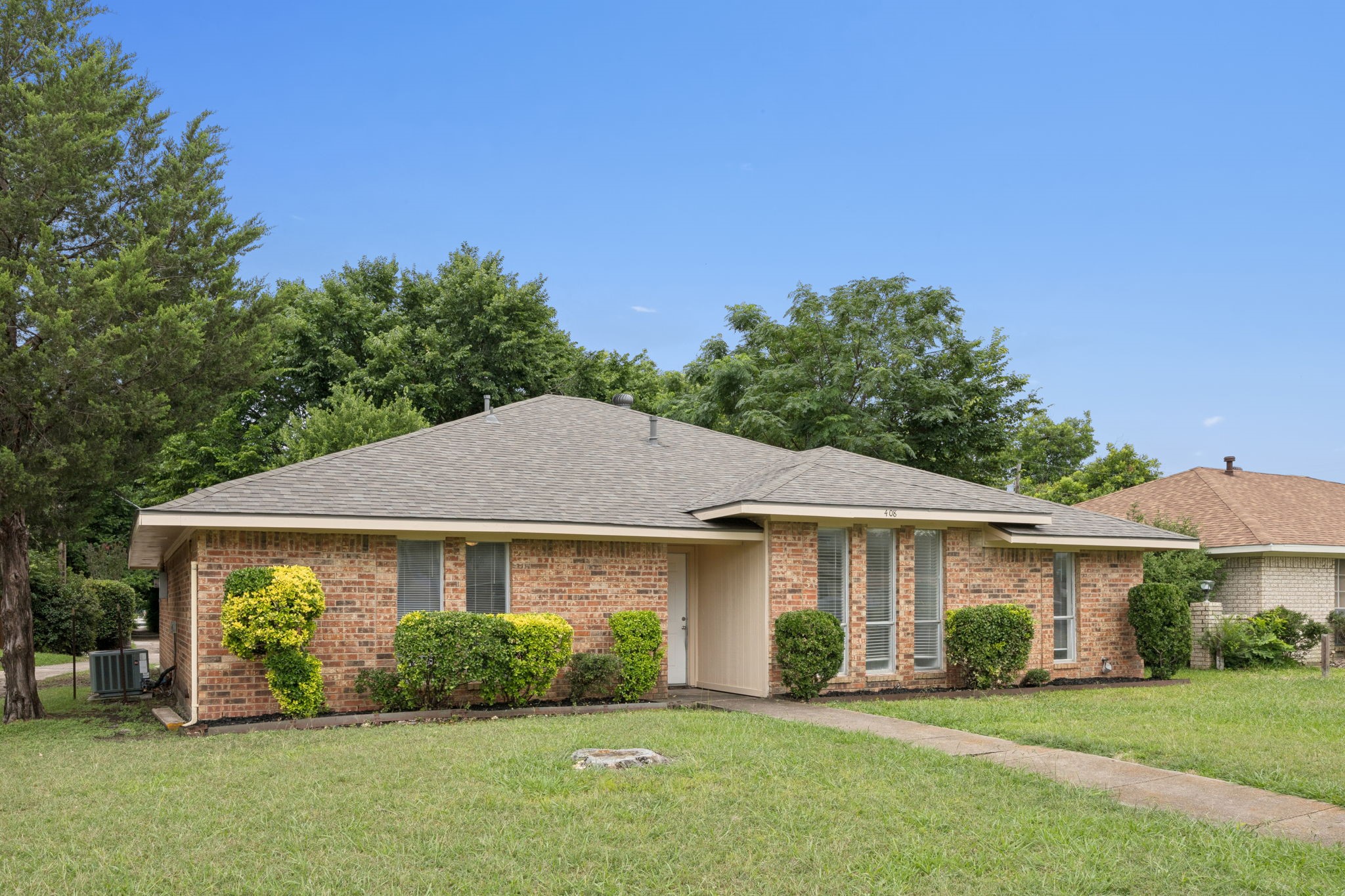 408 E Kearney Street