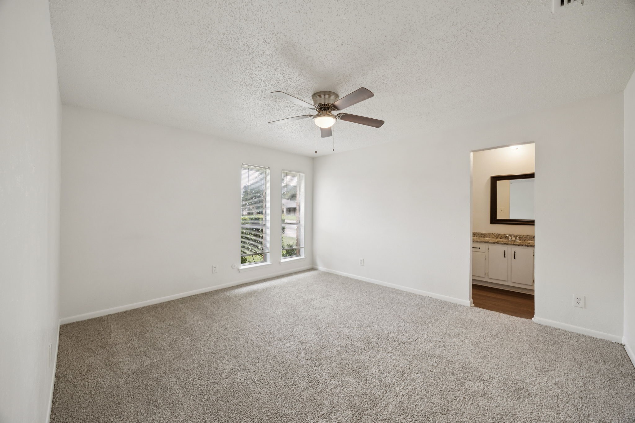 408 E Kearney Street