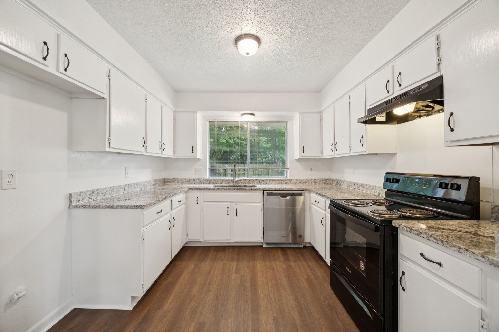 408 E Kearney Street