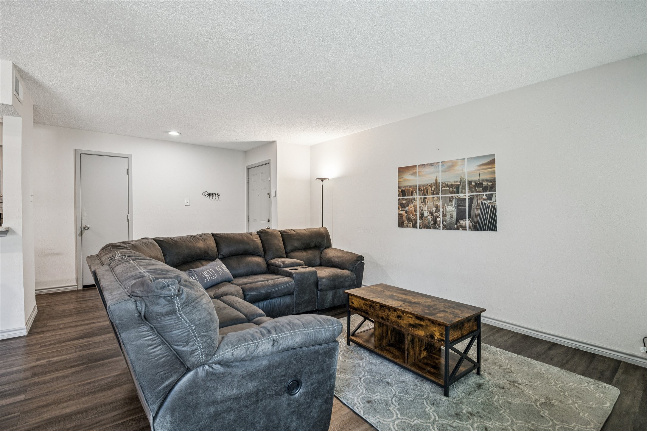 6050 Melody Lane 107